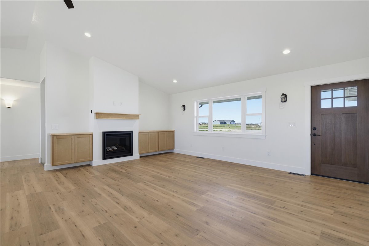 105 Leo Lane Property Photo 11