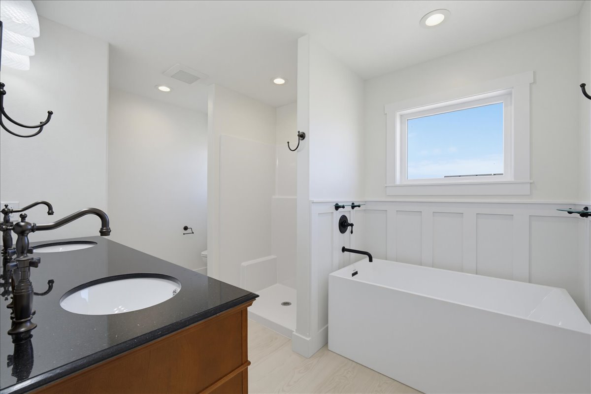 105 Leo Lane Property Photo 25