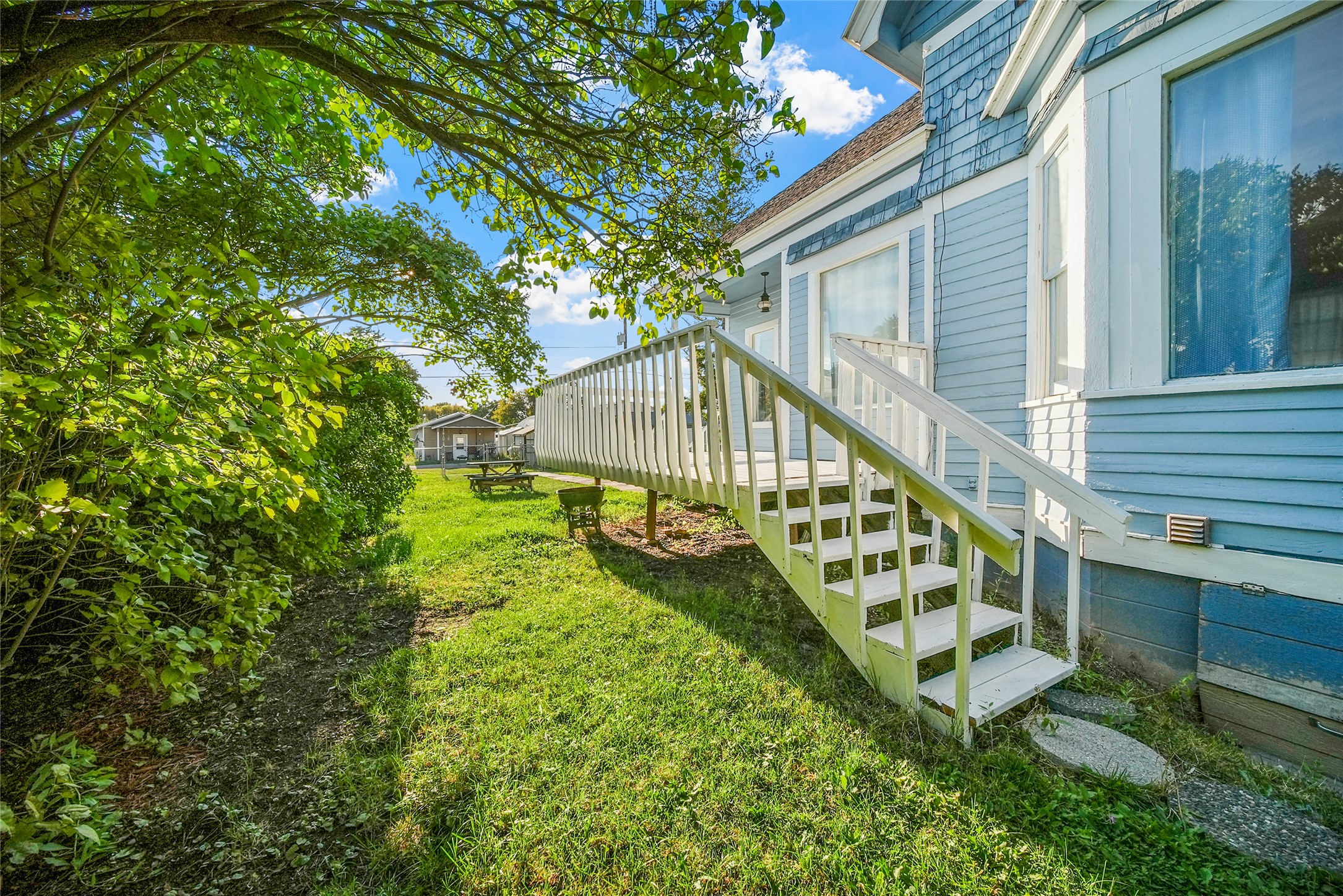 112 5th Avenue W Property Photo 26