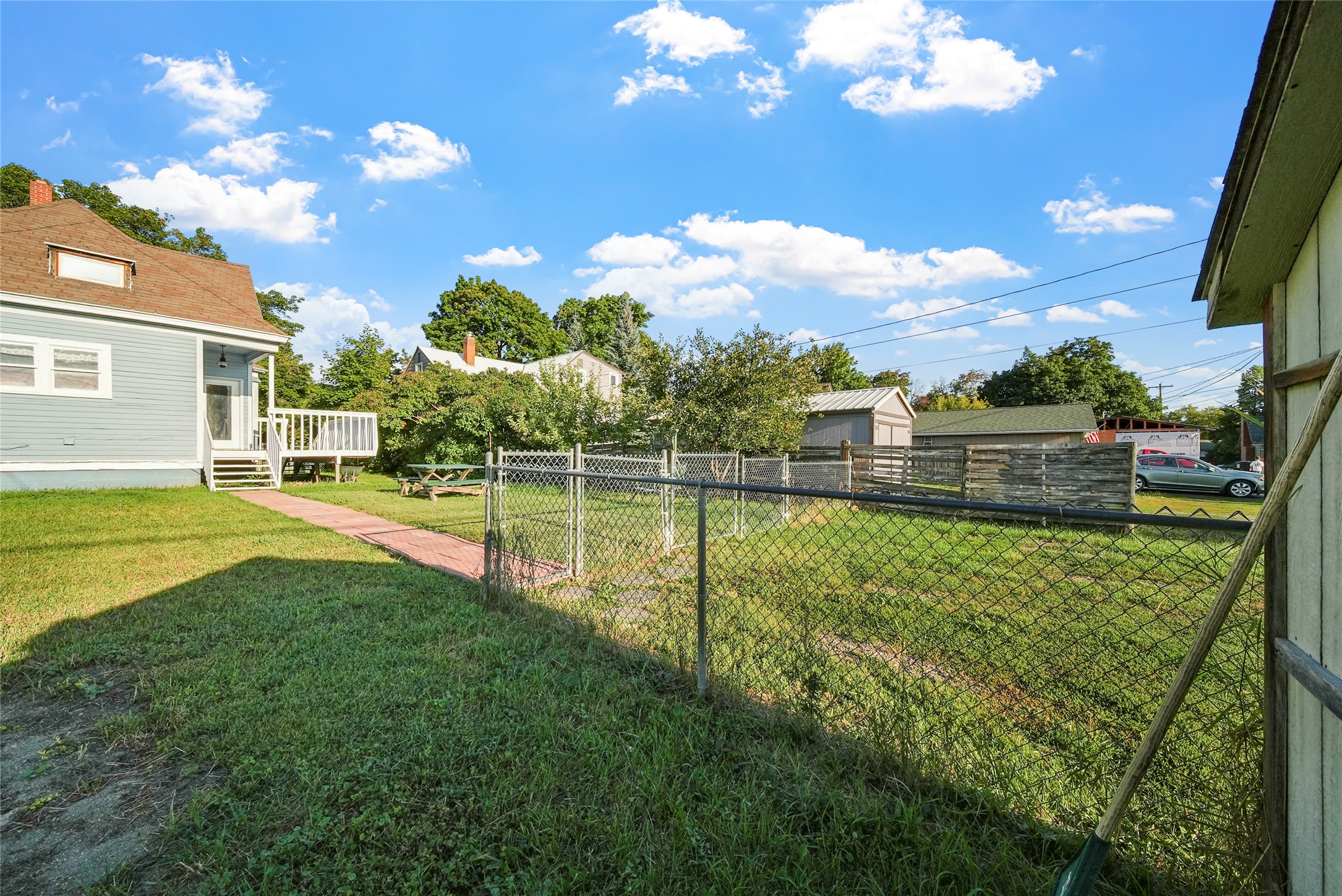 112 5th Avenue W Property Photo 31