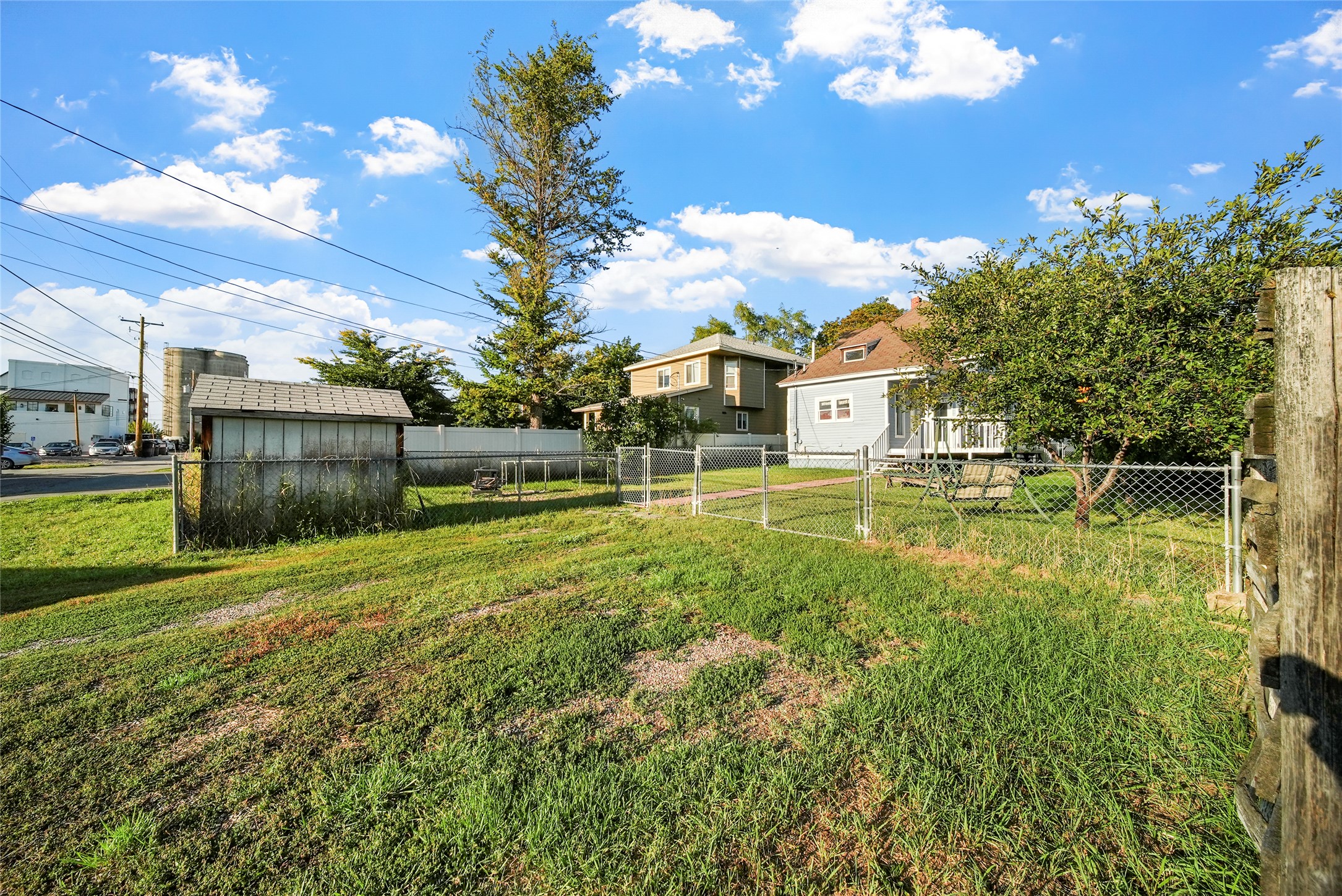 112 5th Avenue W Property Photo 33