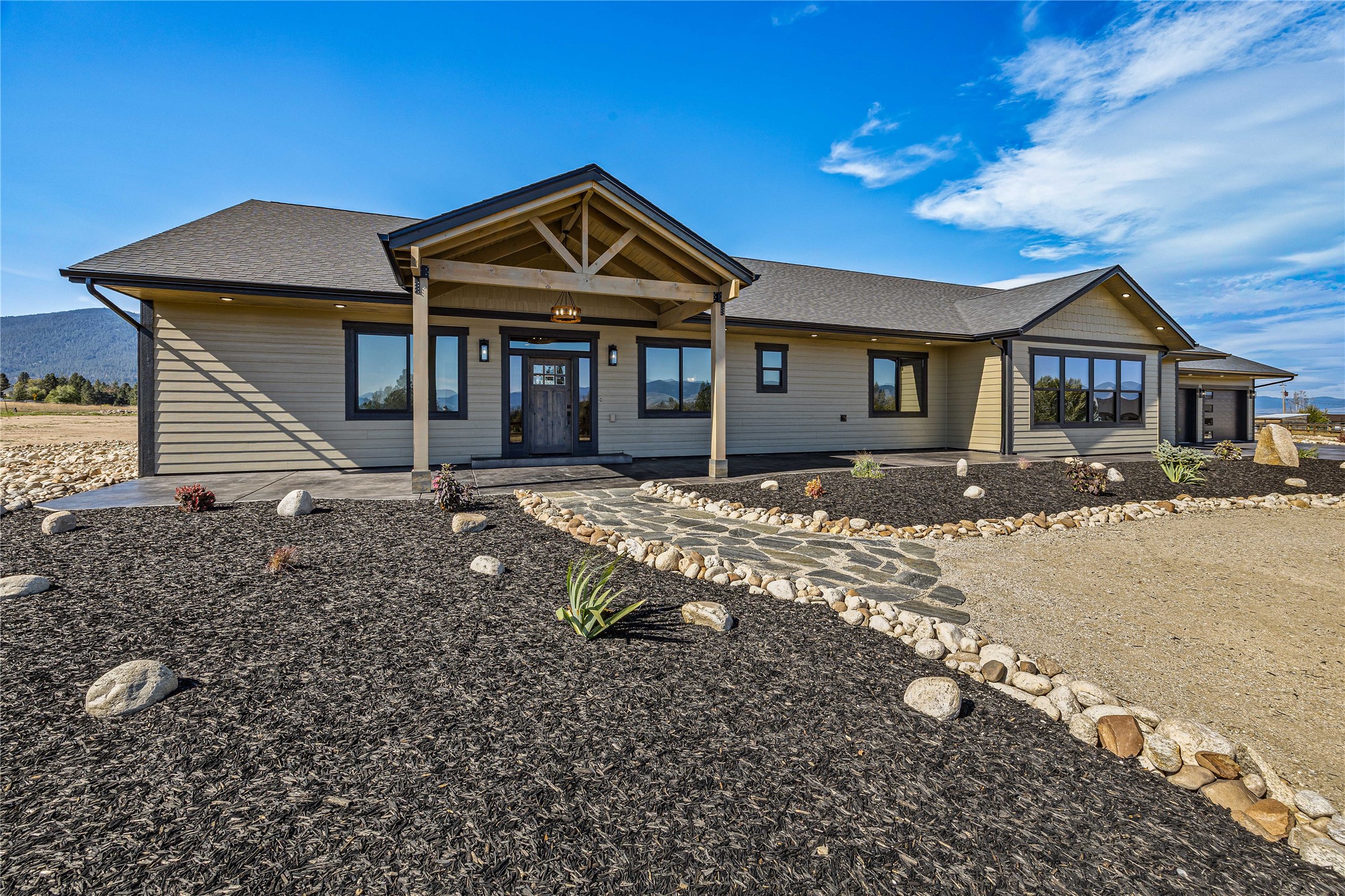 2341 Hamby Lane Property Photo 4