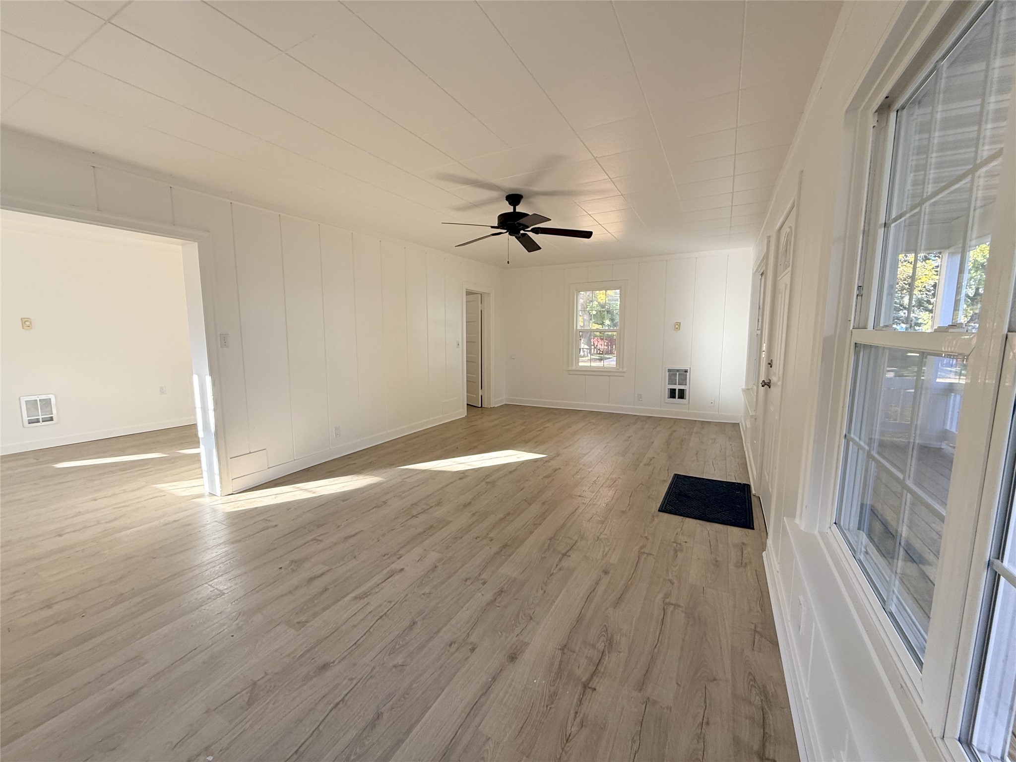 602 3rd Avenue E Property Photo 6
