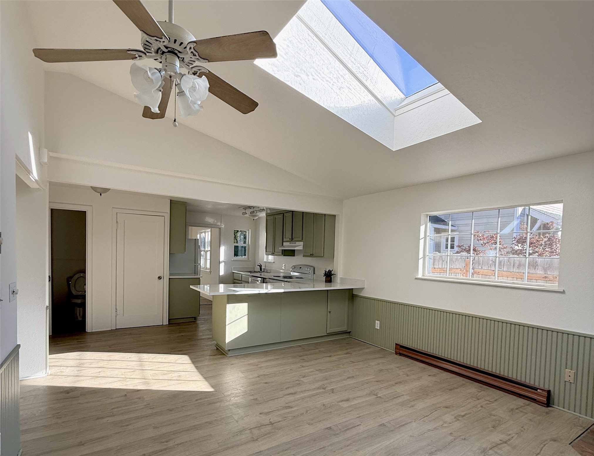602 3rd Avenue E Property Photo 10