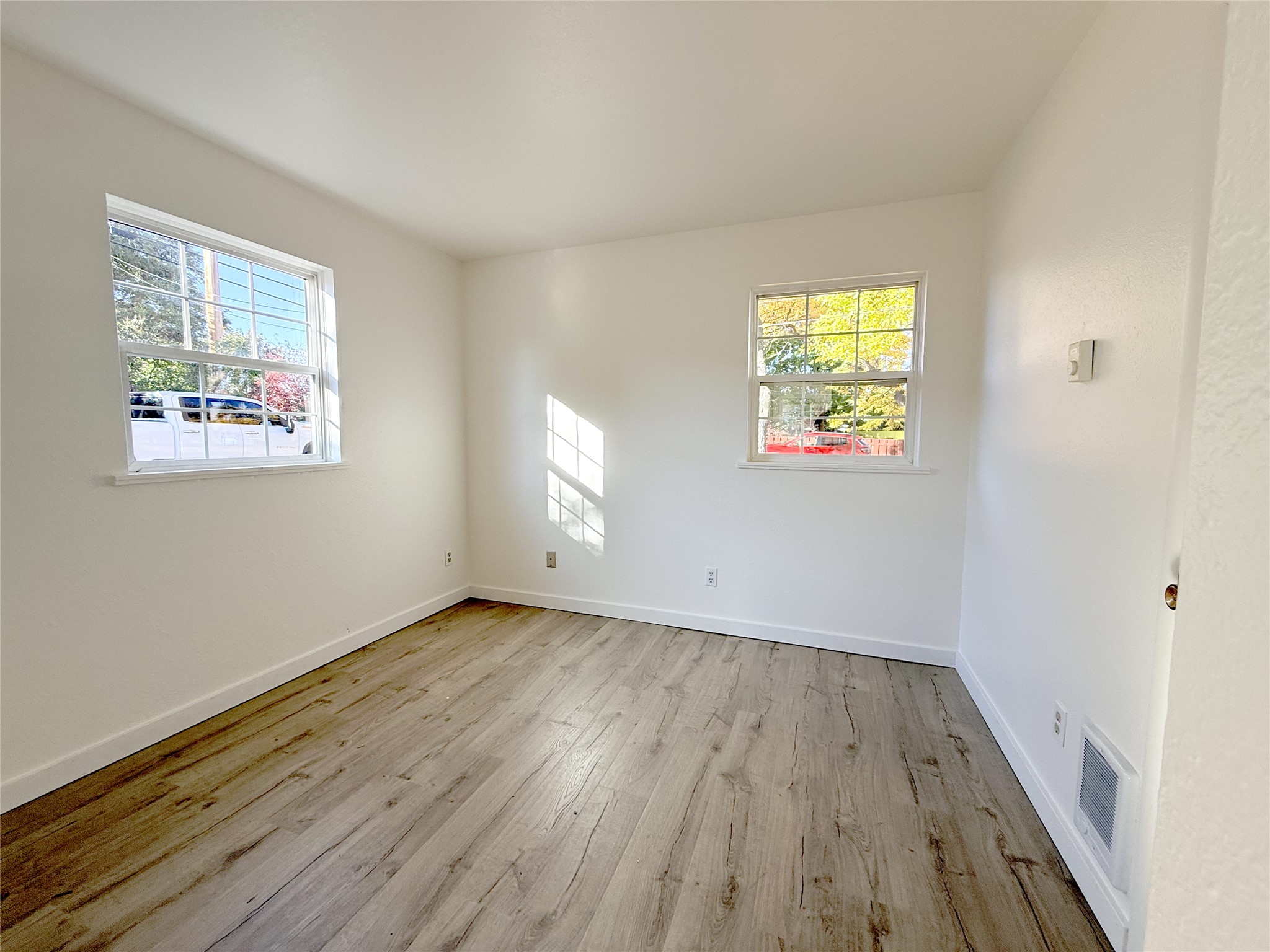 602 3rd Avenue E Property Photo 20