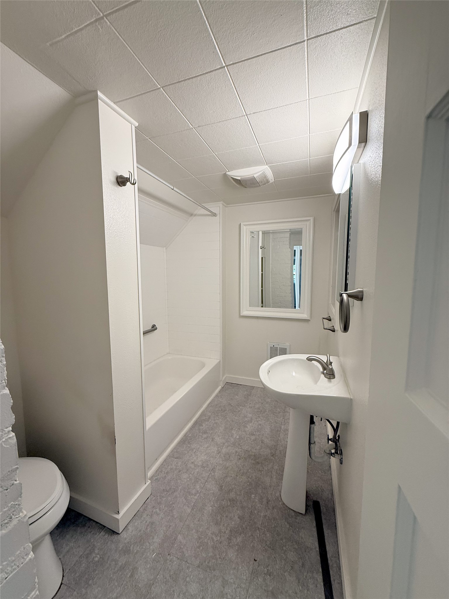 602 3rd Avenue E Property Photo 25