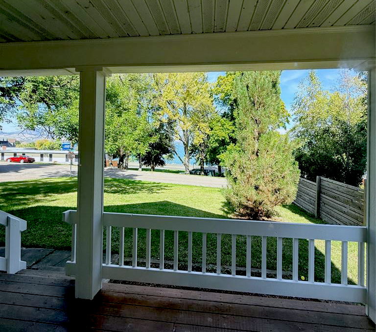 602 3rd Avenue E Property Photo 26