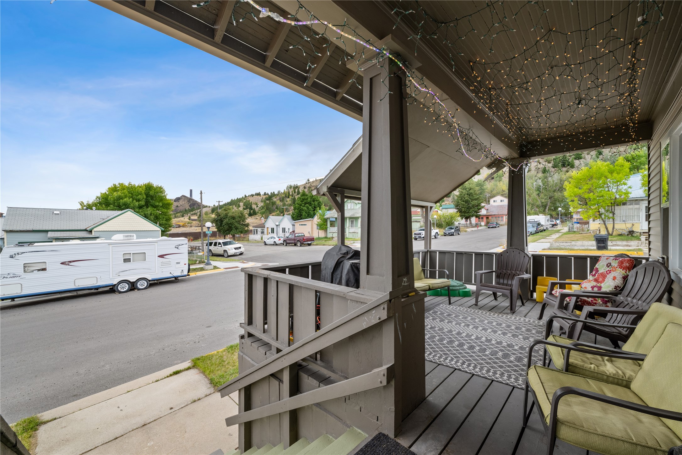 620 Ash Street Property Photo 5