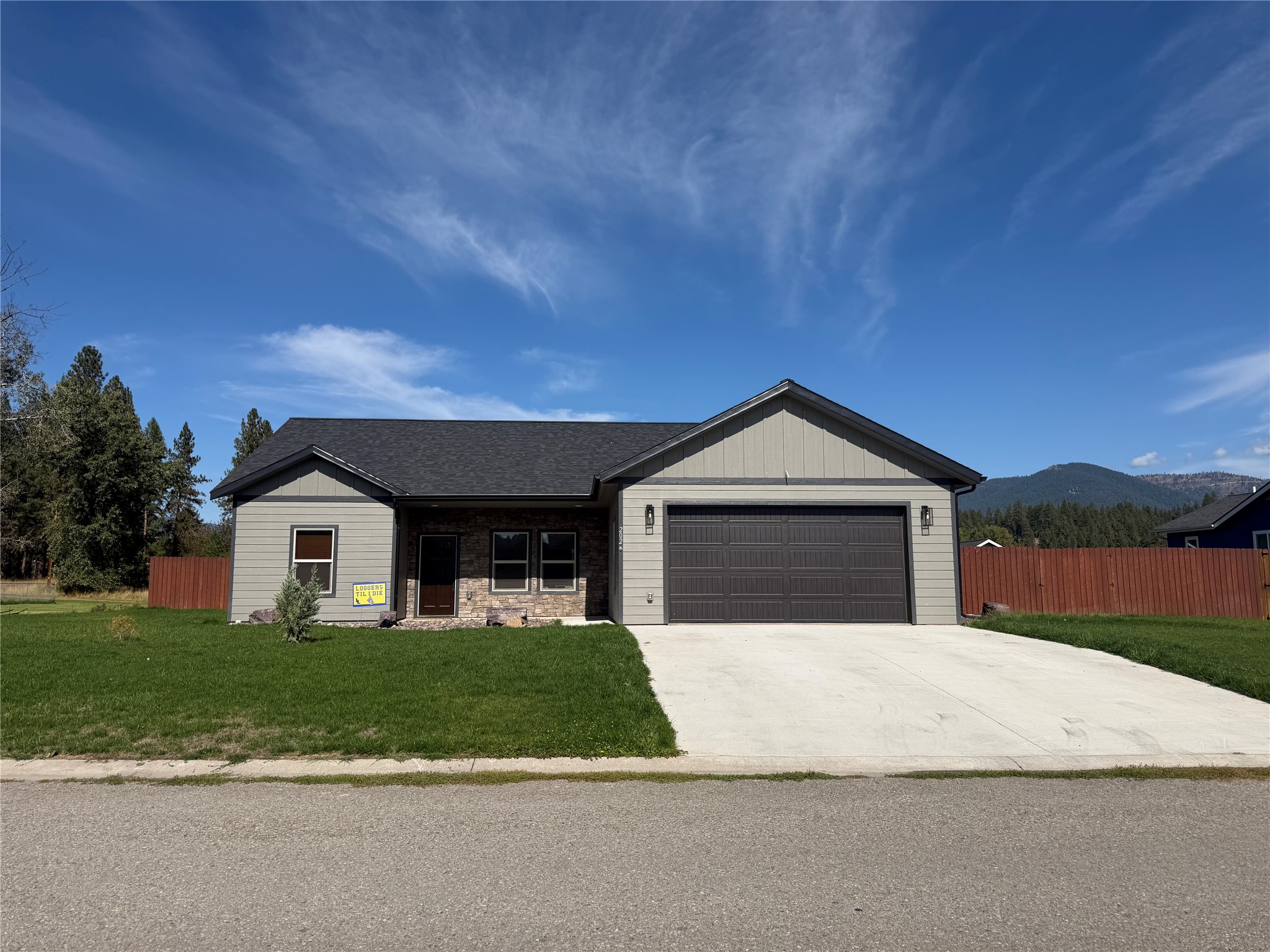 202 Melanie Lane Property Photo 1