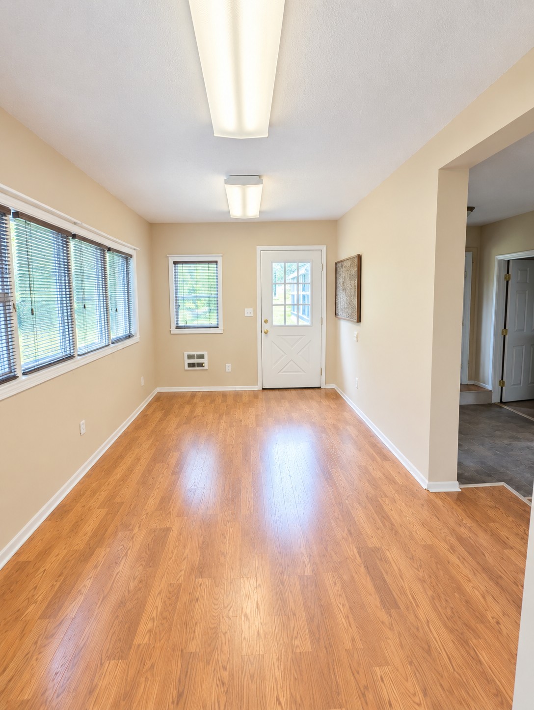 426 Queens Way Property Photo 32