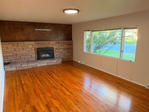 4211 21st Avenue Property Photo 6