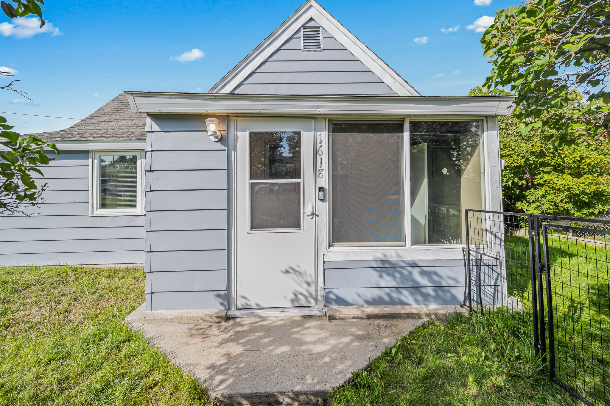 1618 Livingston Avenue Property Photo 2