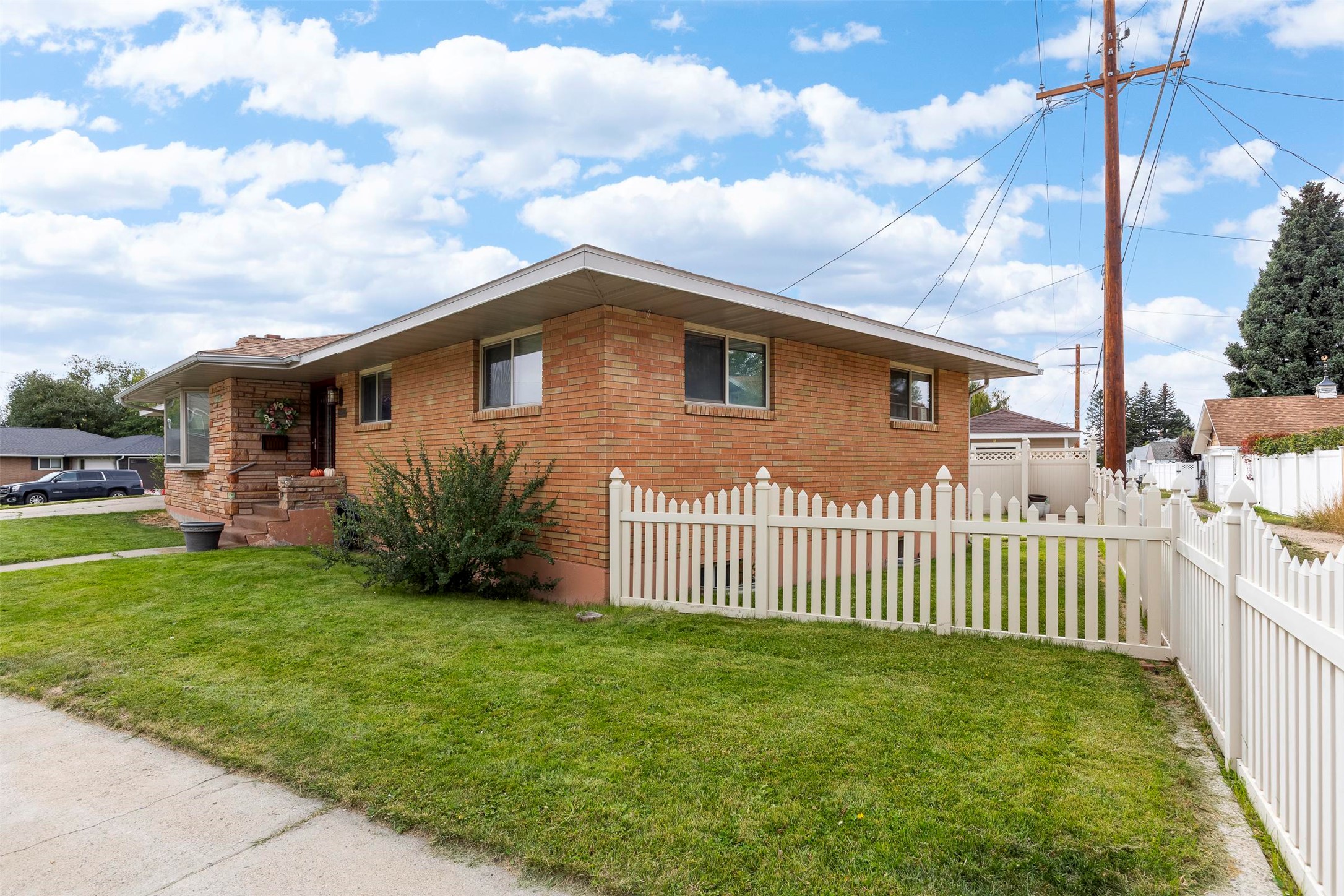3033 Edwards Street Property Photo 5