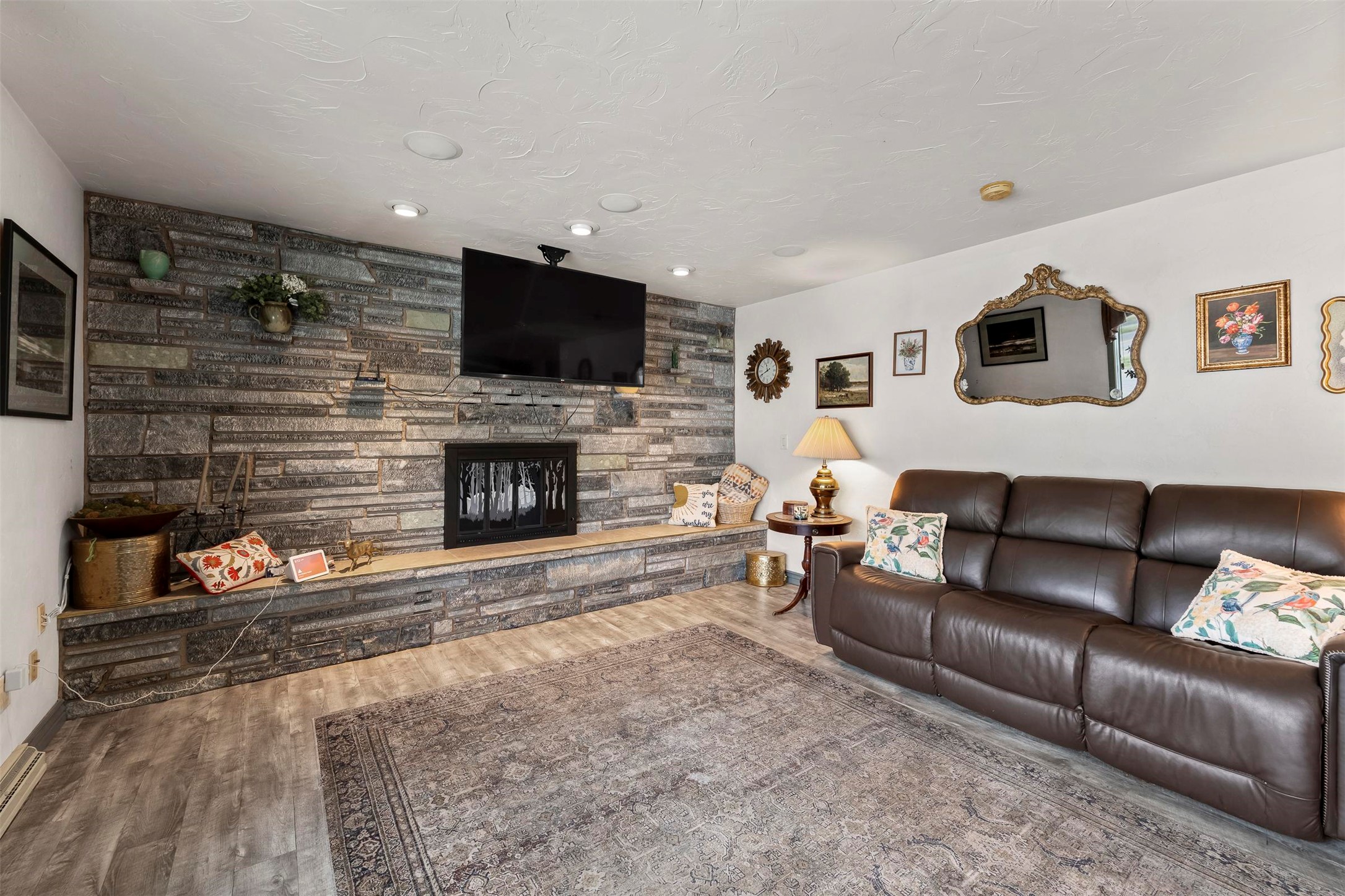 3033 Edwards Street Property Photo 12