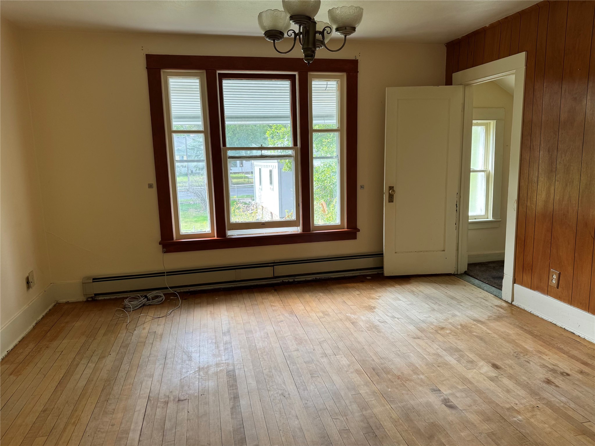 608 N Davis Street Property Photo 15