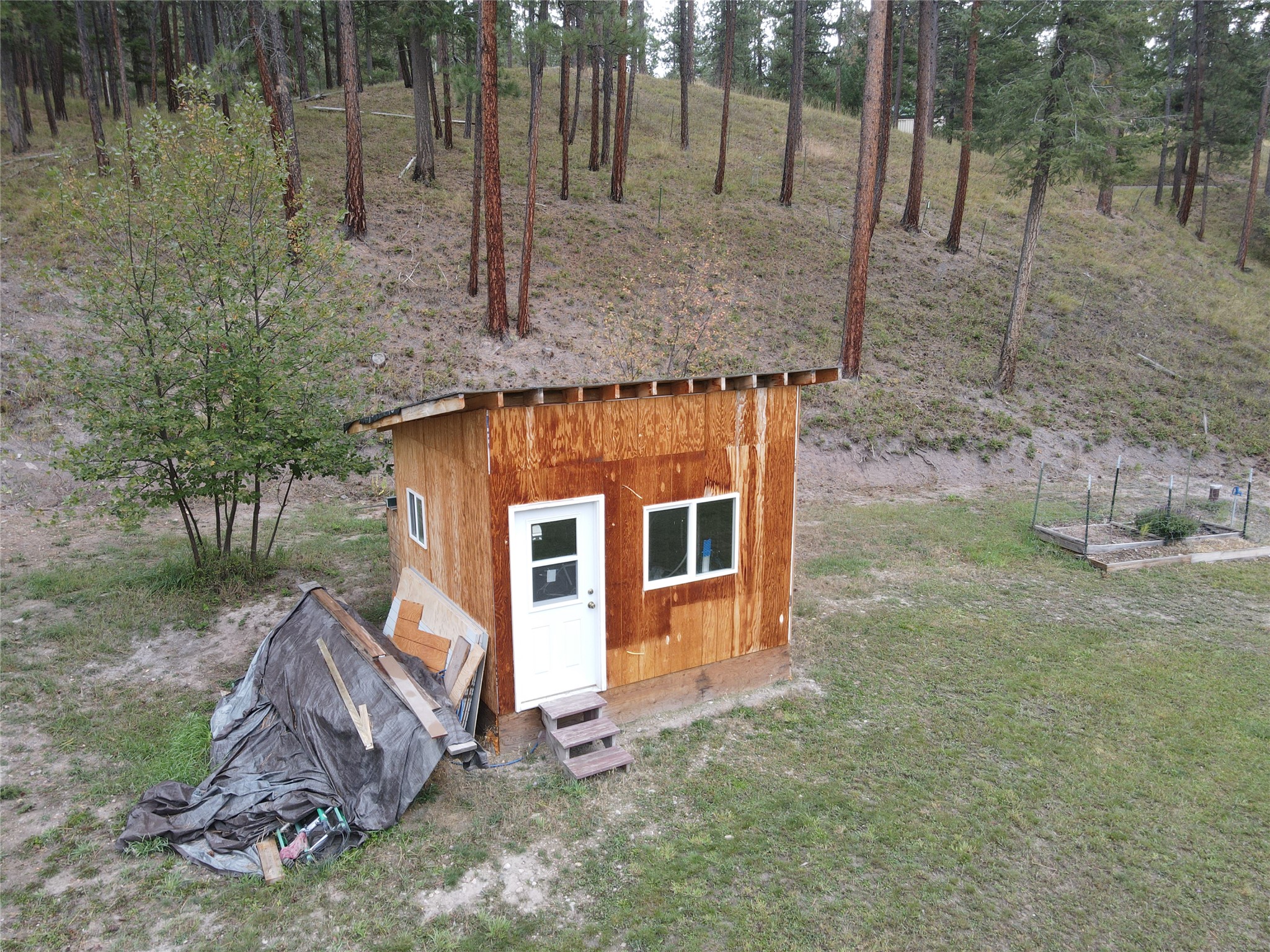 21481 Nine Mile Road Property Photo 9