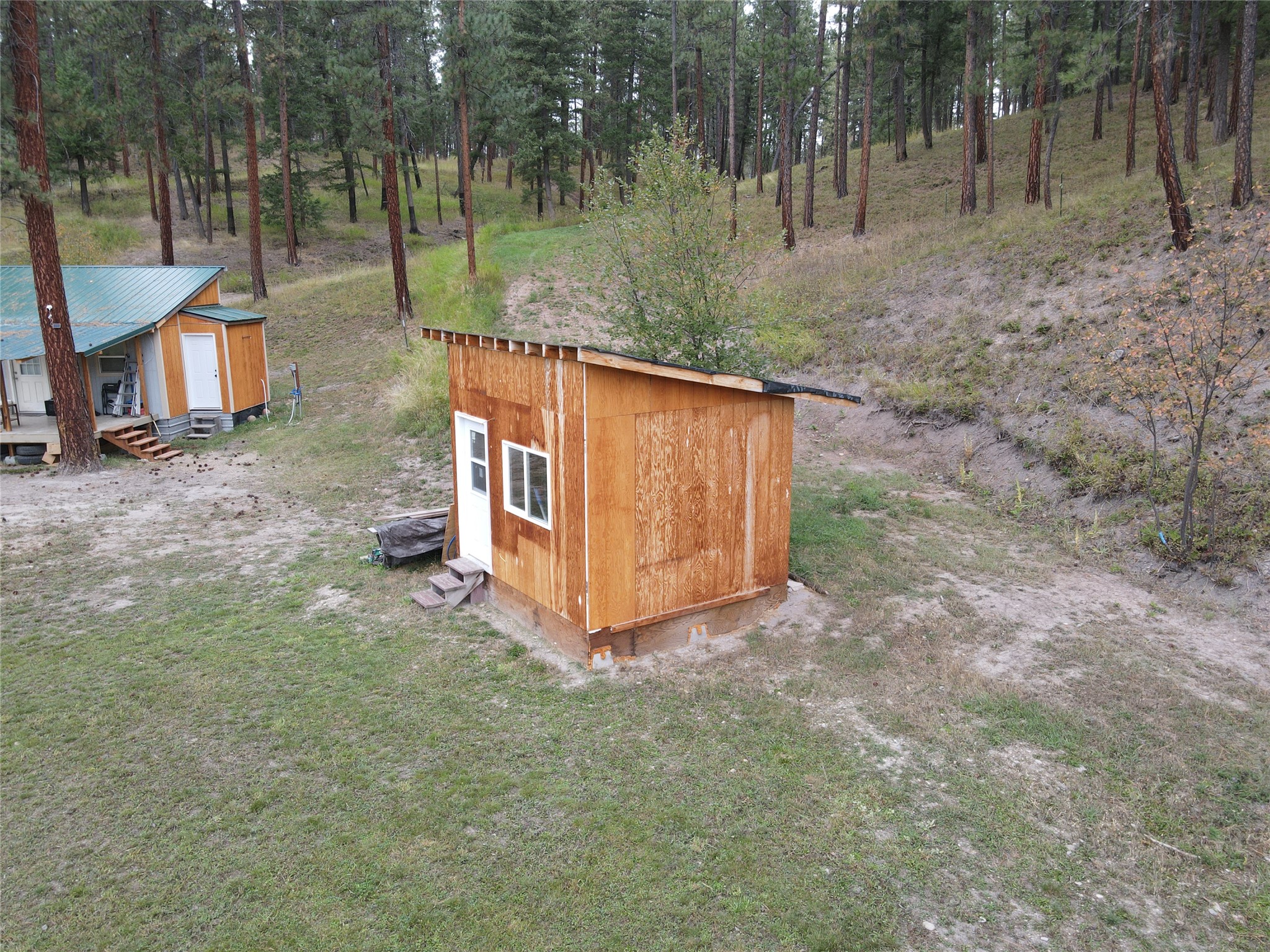 21481 Nine Mile Road Property Photo 10