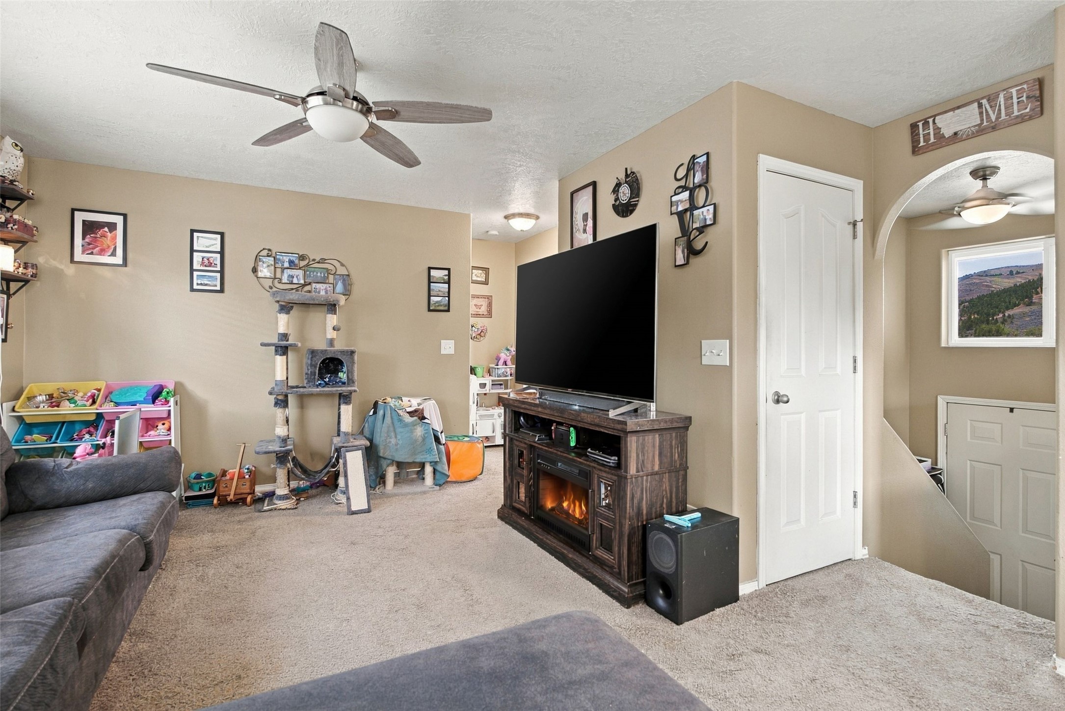 213 Lakeside Drive Property Photo 10