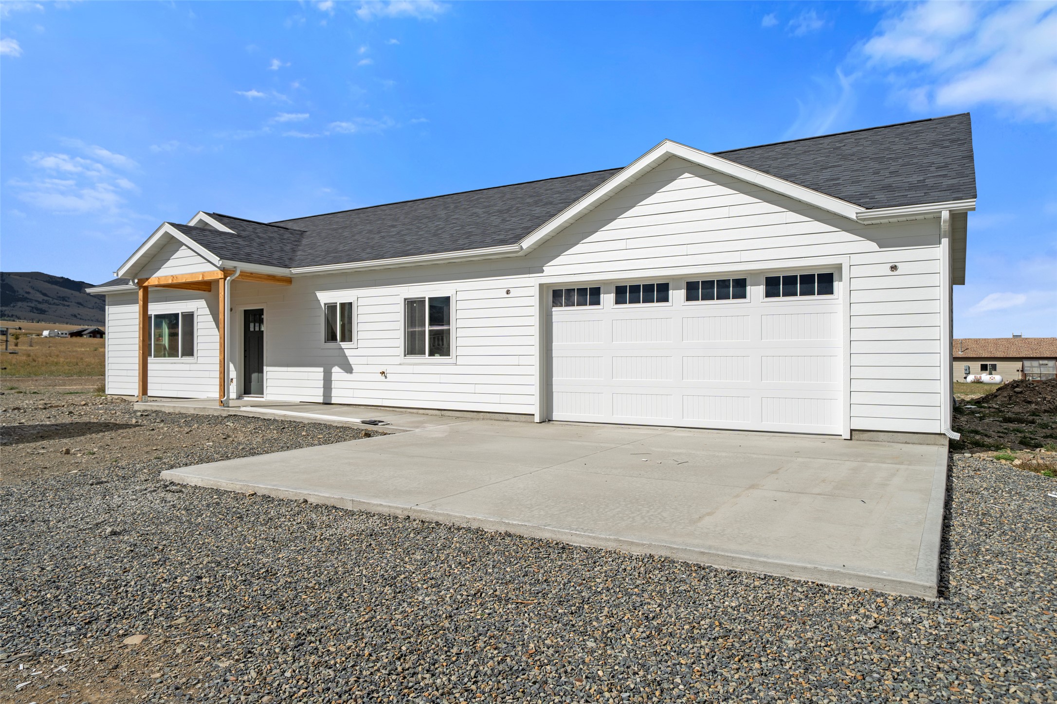 8 Prickley Pear Drive Property Photo 1
