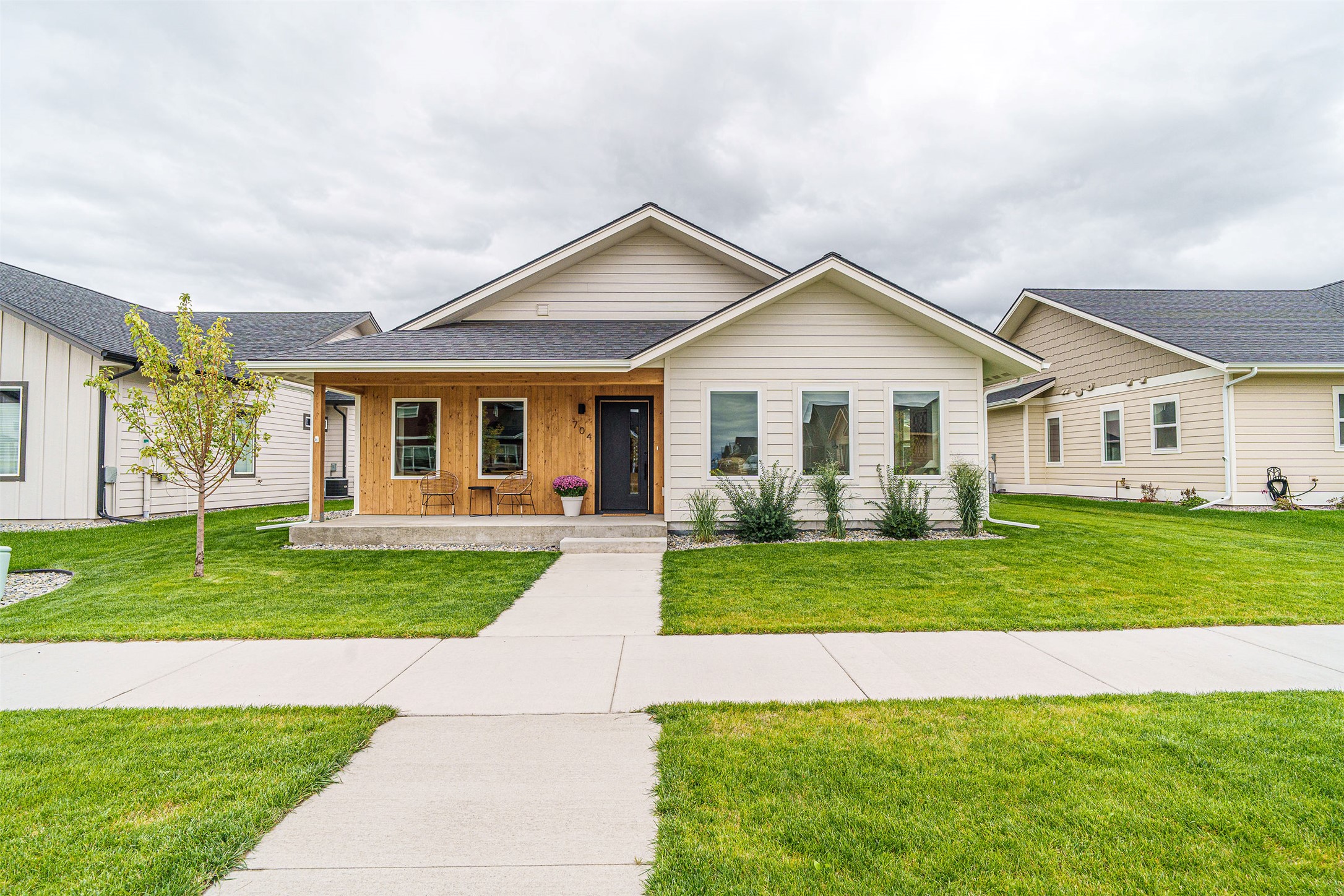 704 August Way Property Photo 3