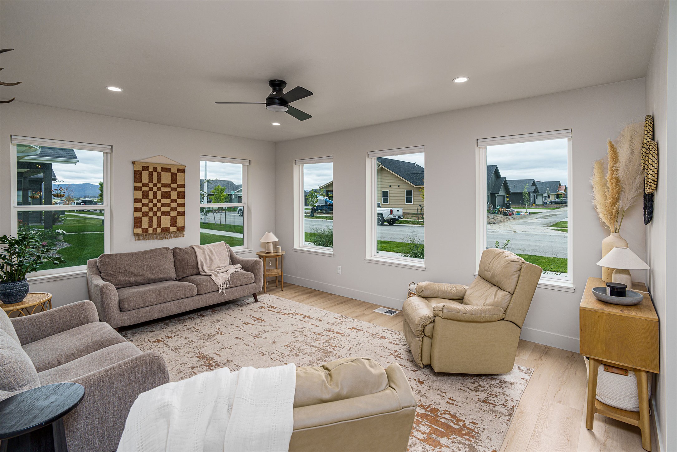 704 August Way Property Photo 5