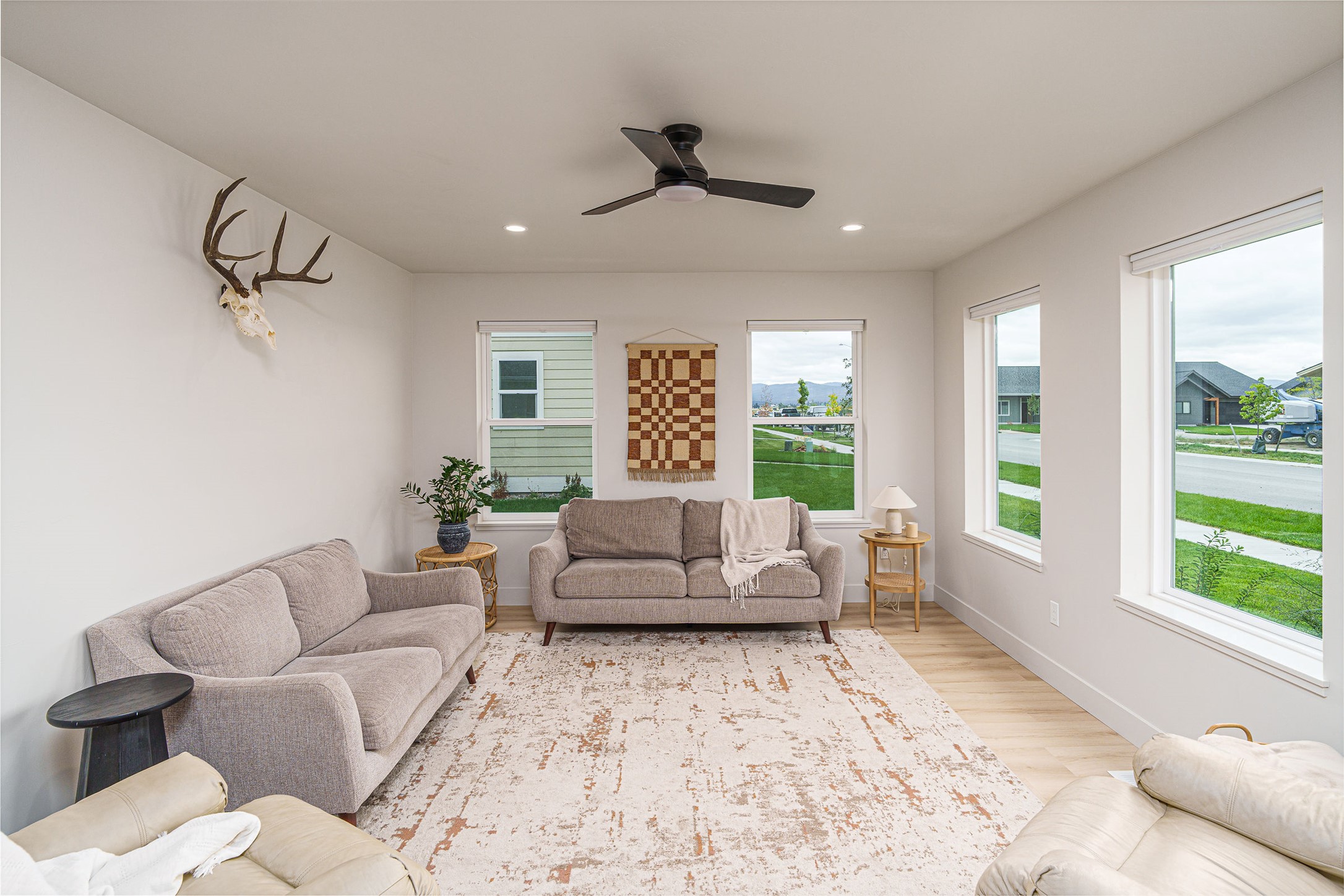 704 August Way Property Photo 6
