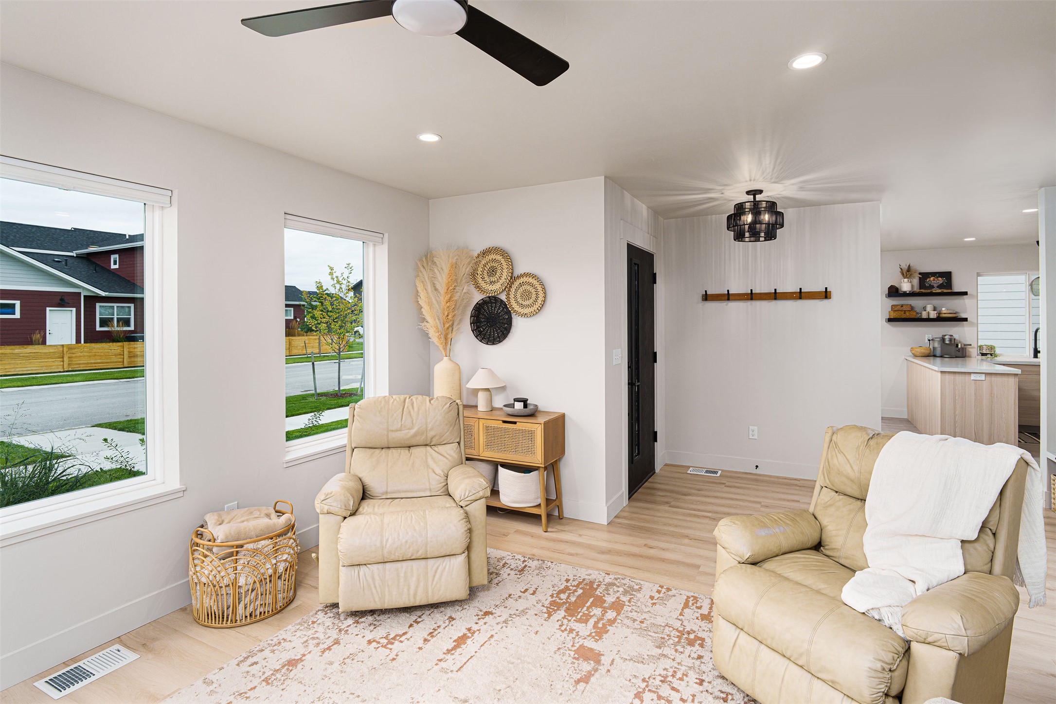 704 August Way Property Photo 7