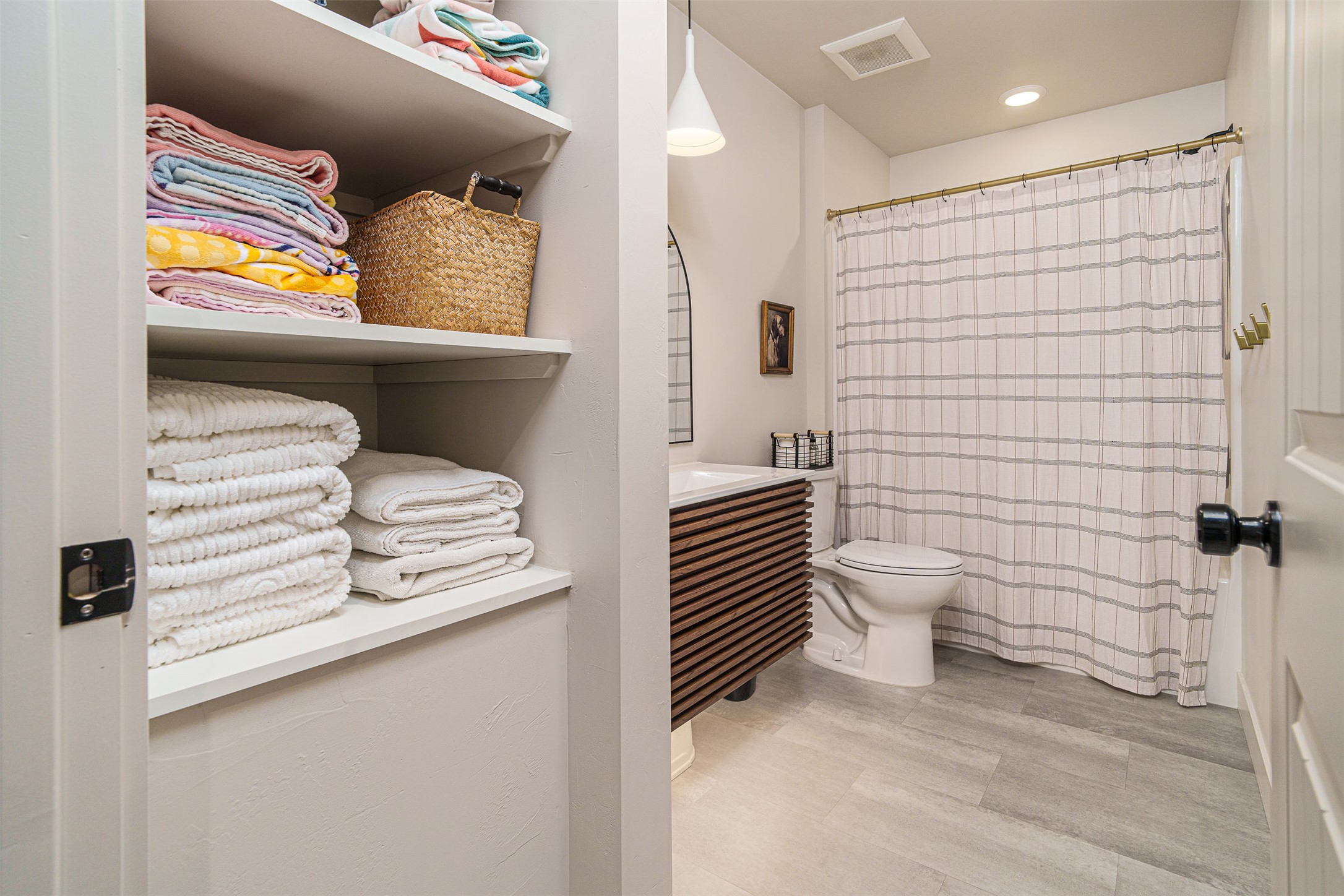 704 August Way Property Photo 27