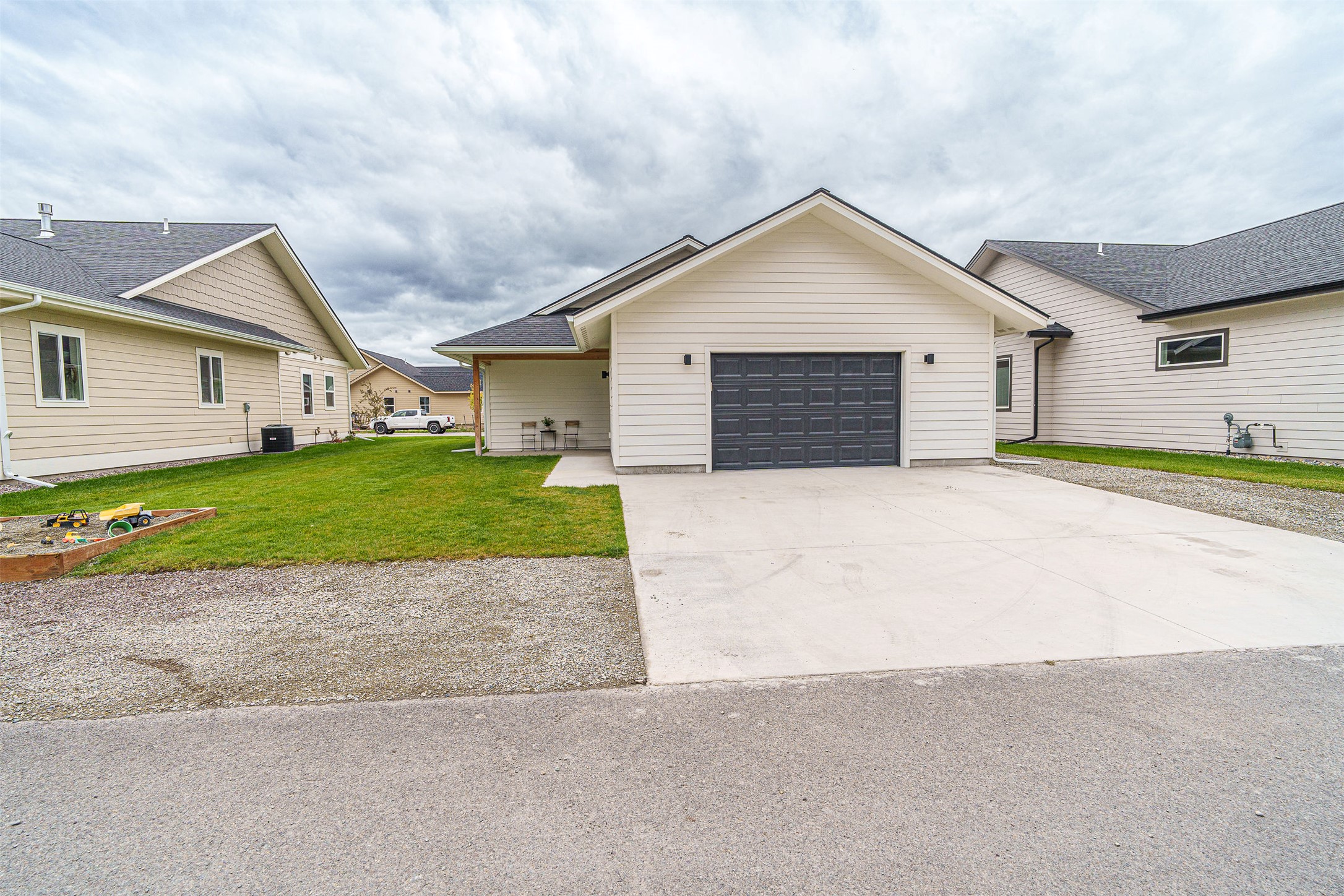704 August Way Property Photo 41