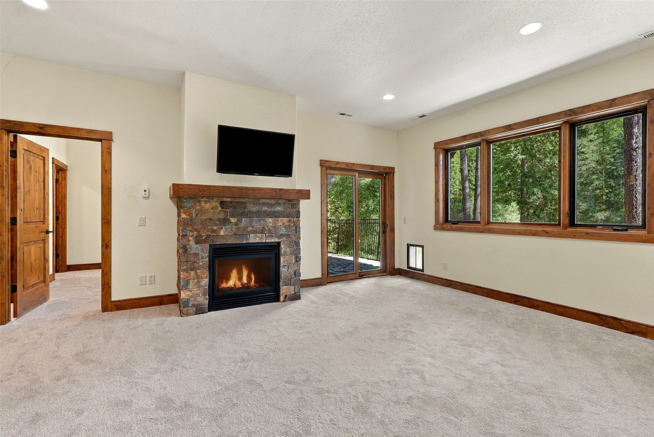733 Clearwater Drive Property Photo 34