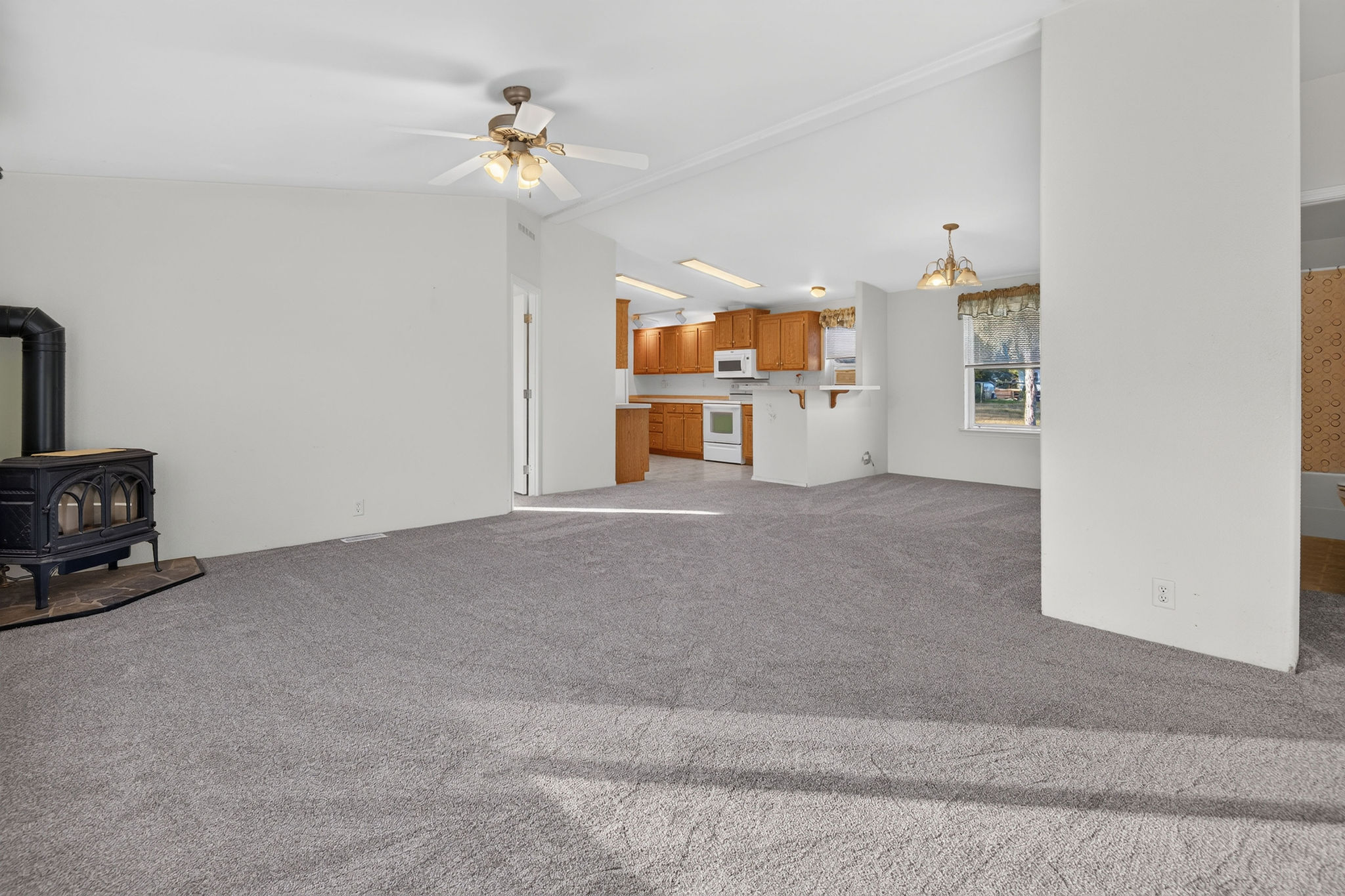 7435 Wildcat Street Property Photo 3