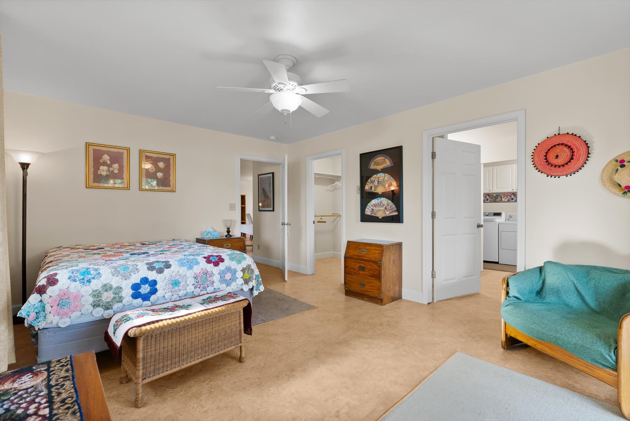 608 6th Street E Property Photo 19
