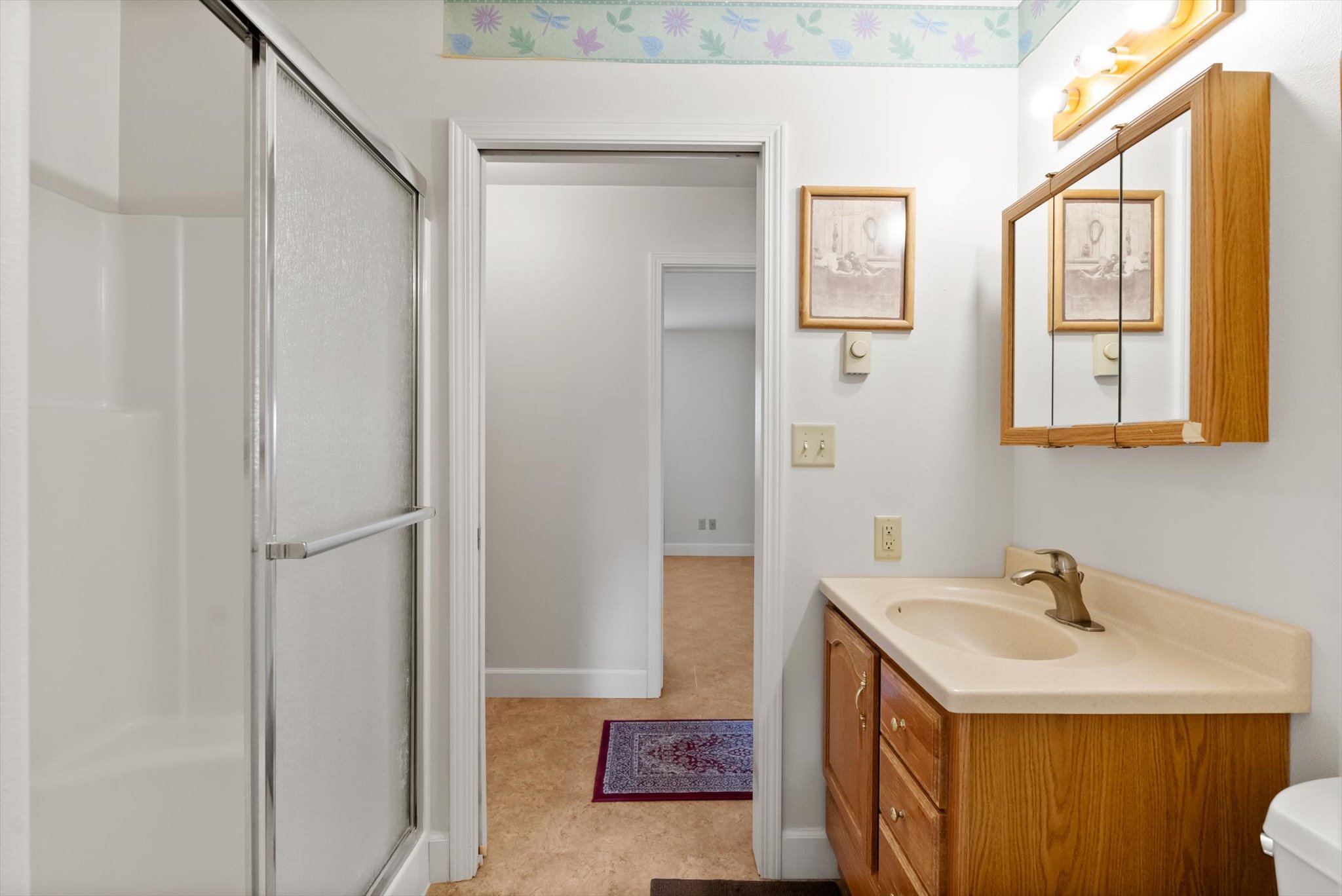 608 6th Street E Property Photo 27