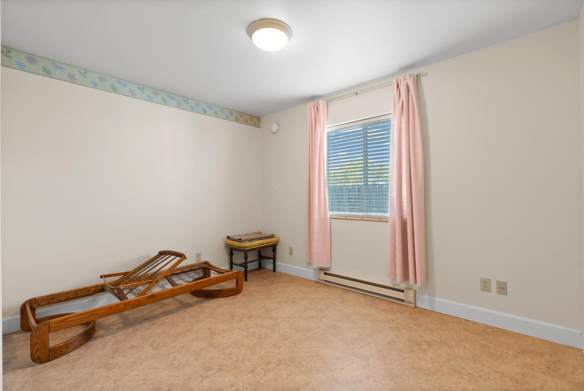 608 6th Street E Property Photo 29