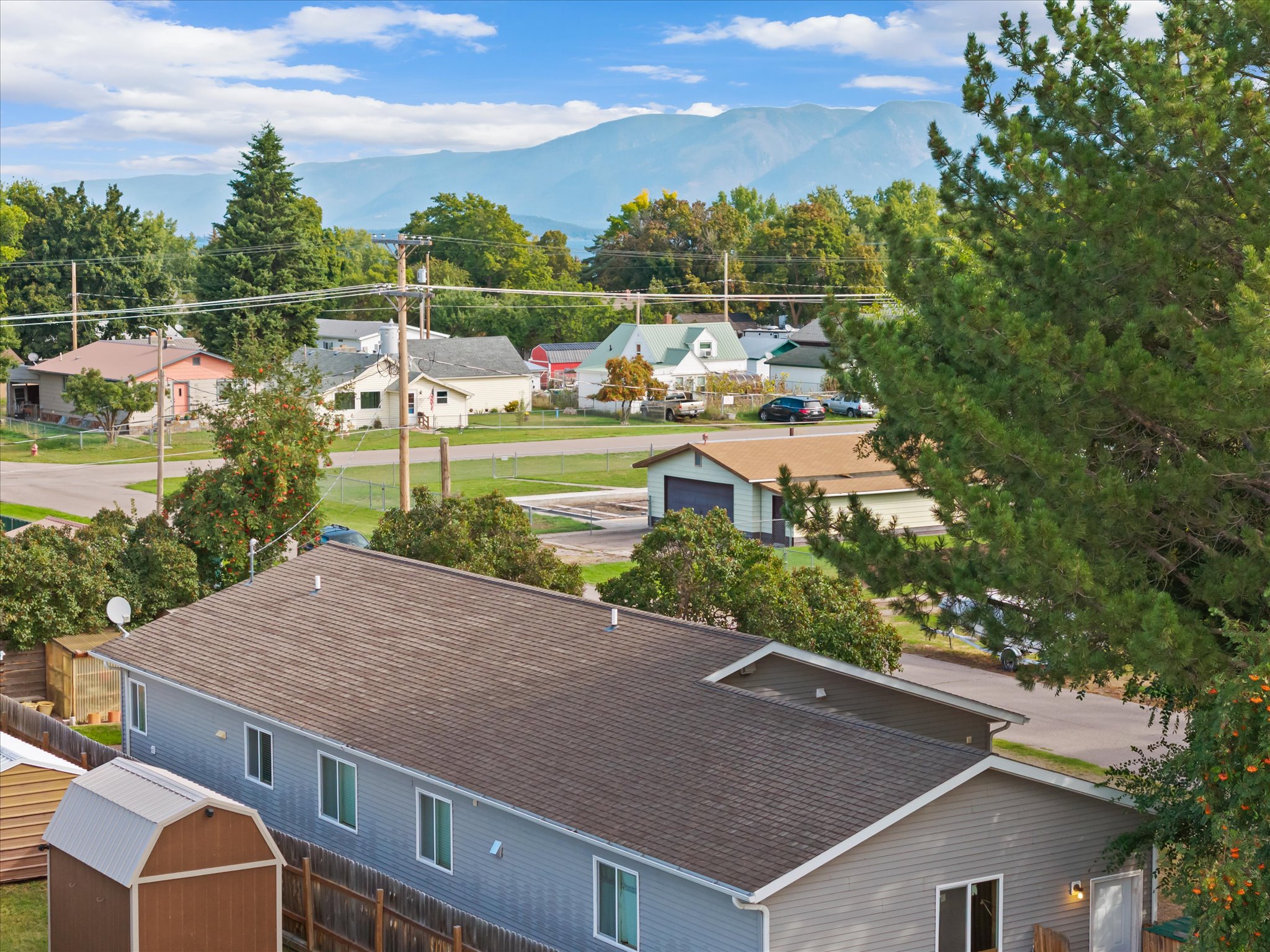 608 6th Street E Property Photo 44