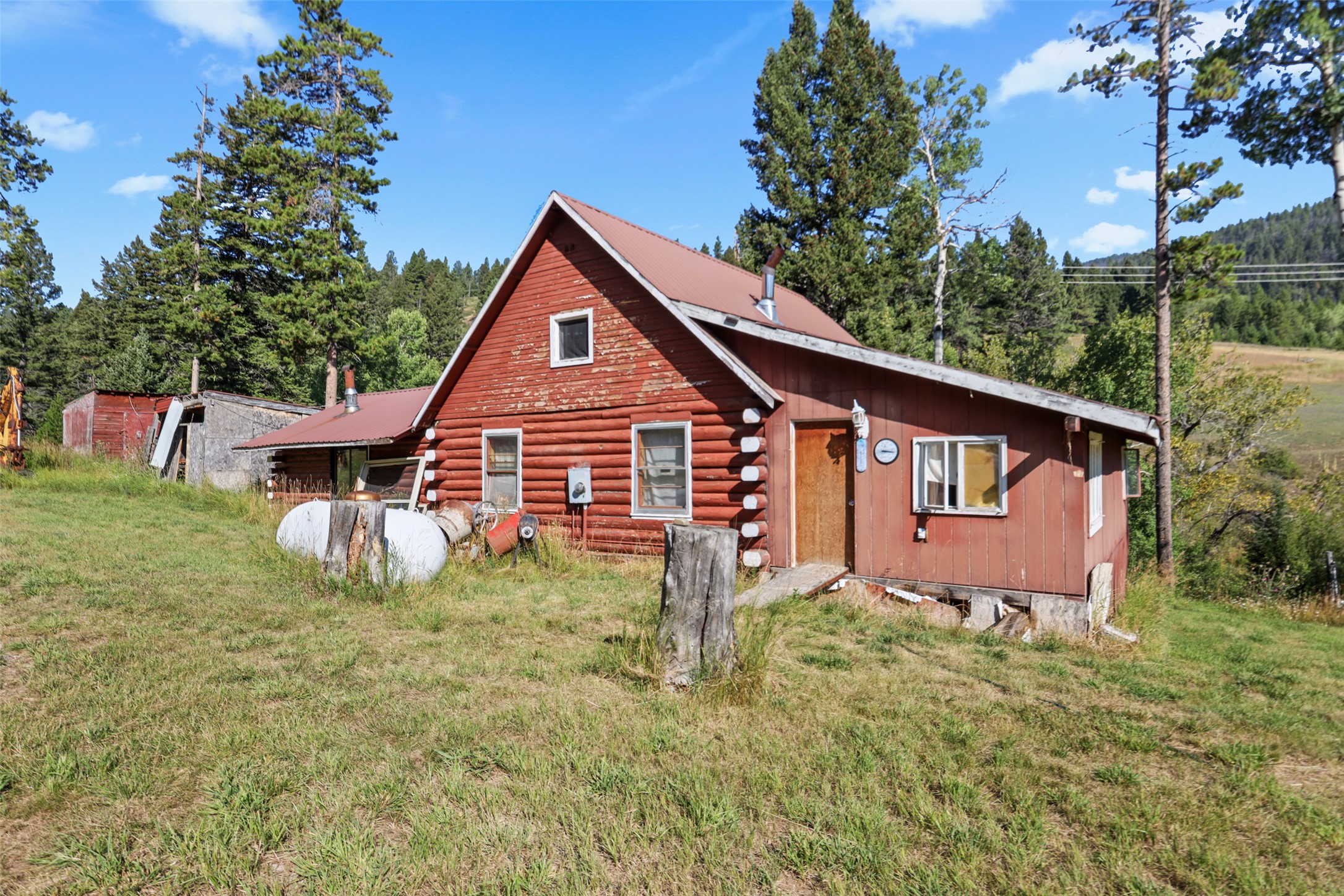 4100 Mt Hwy 200 Property Photo 2