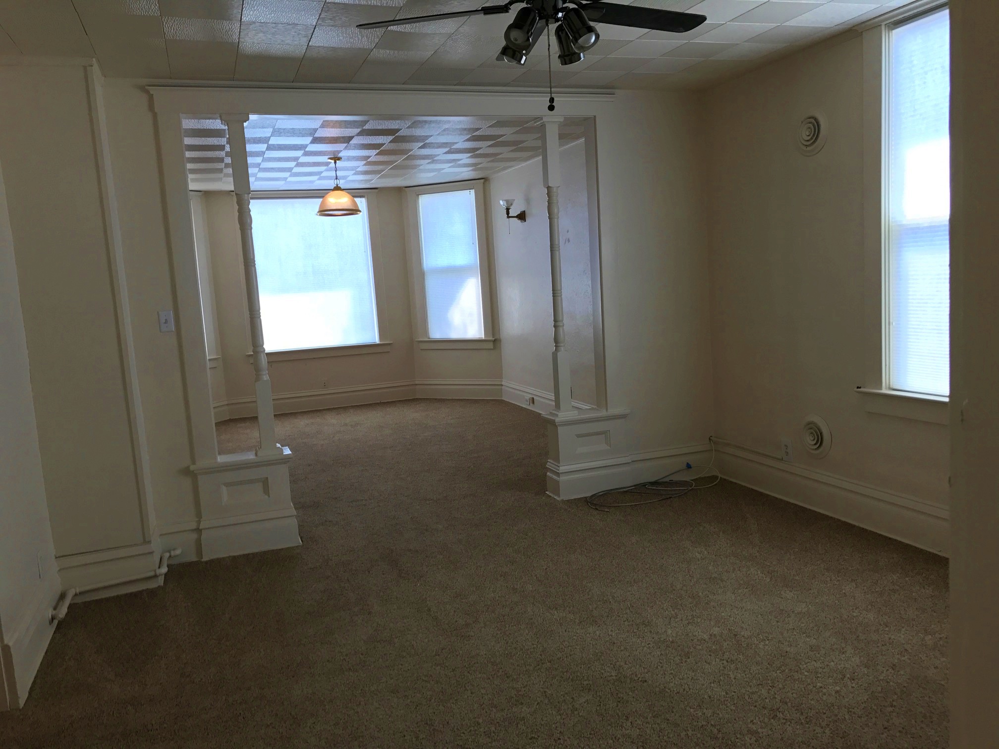 633 S Main Street Property Photo 12