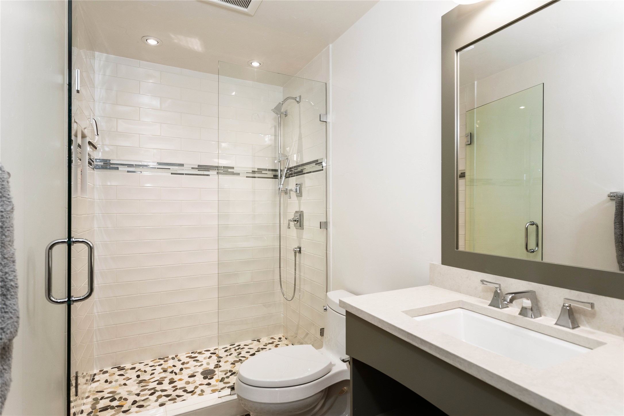 150 Pebble Way 15 Property Photo 24
