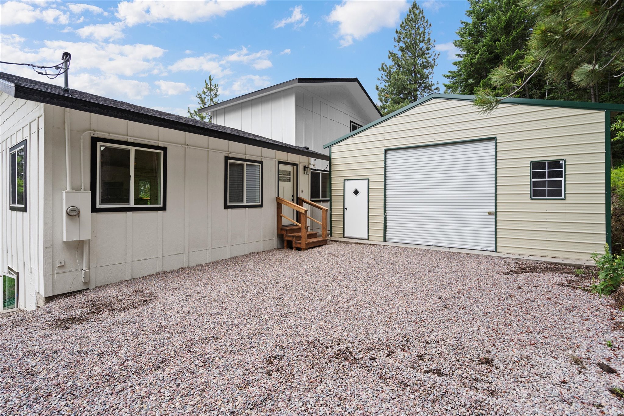 32890 Hellroaring Lane Property Photo 16