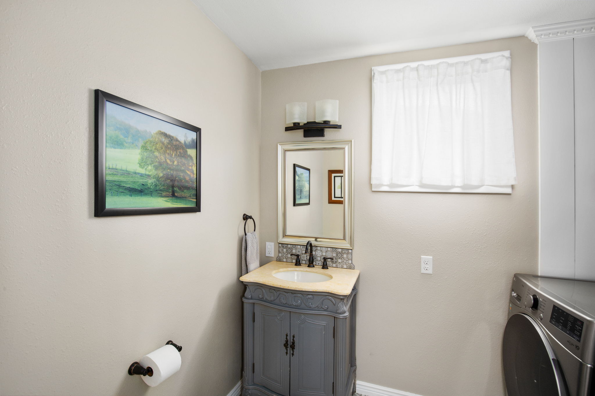 1009 4th Avenue N Property Photo 23