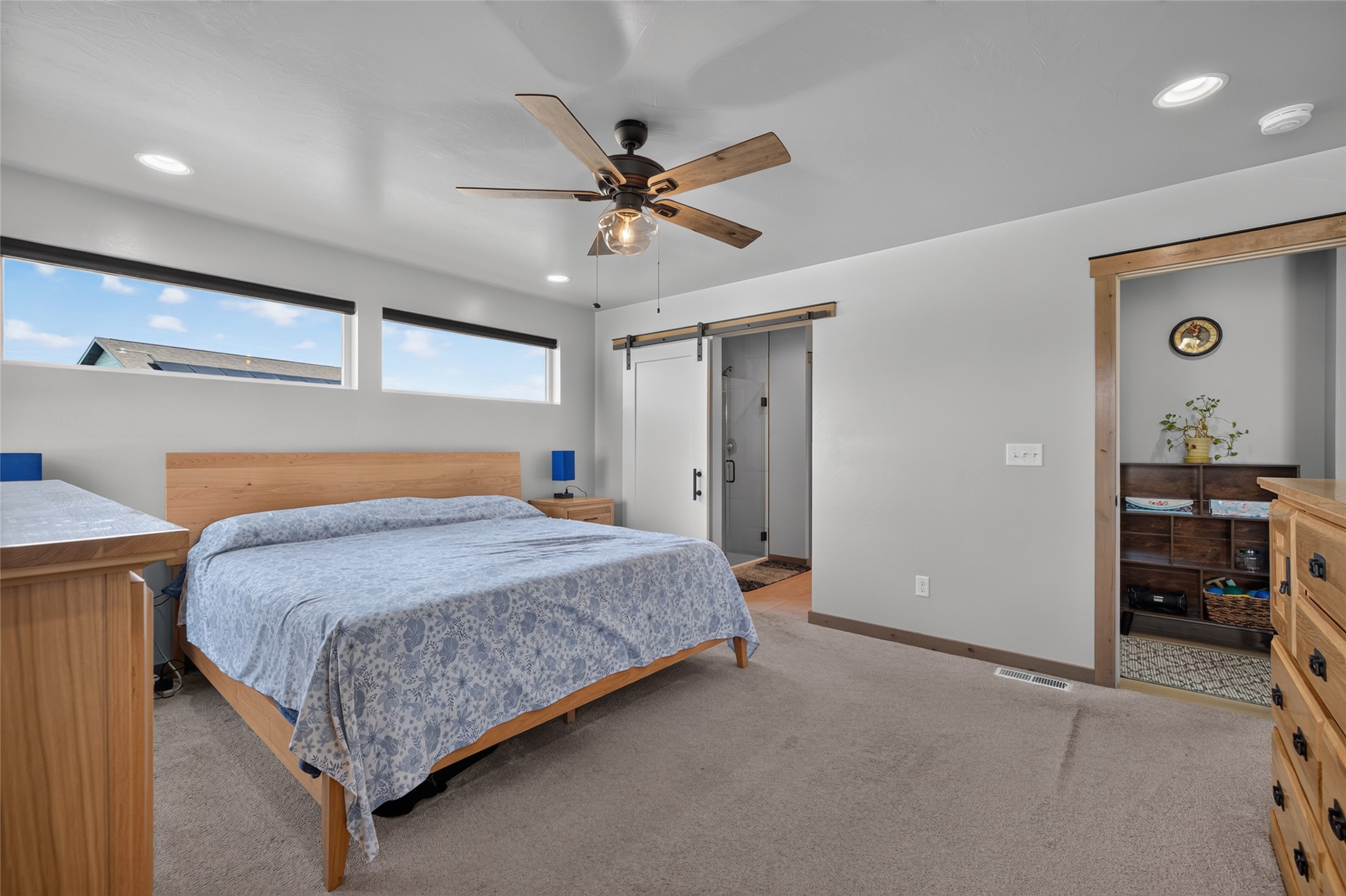 4010 Swan Road Property Photo 24