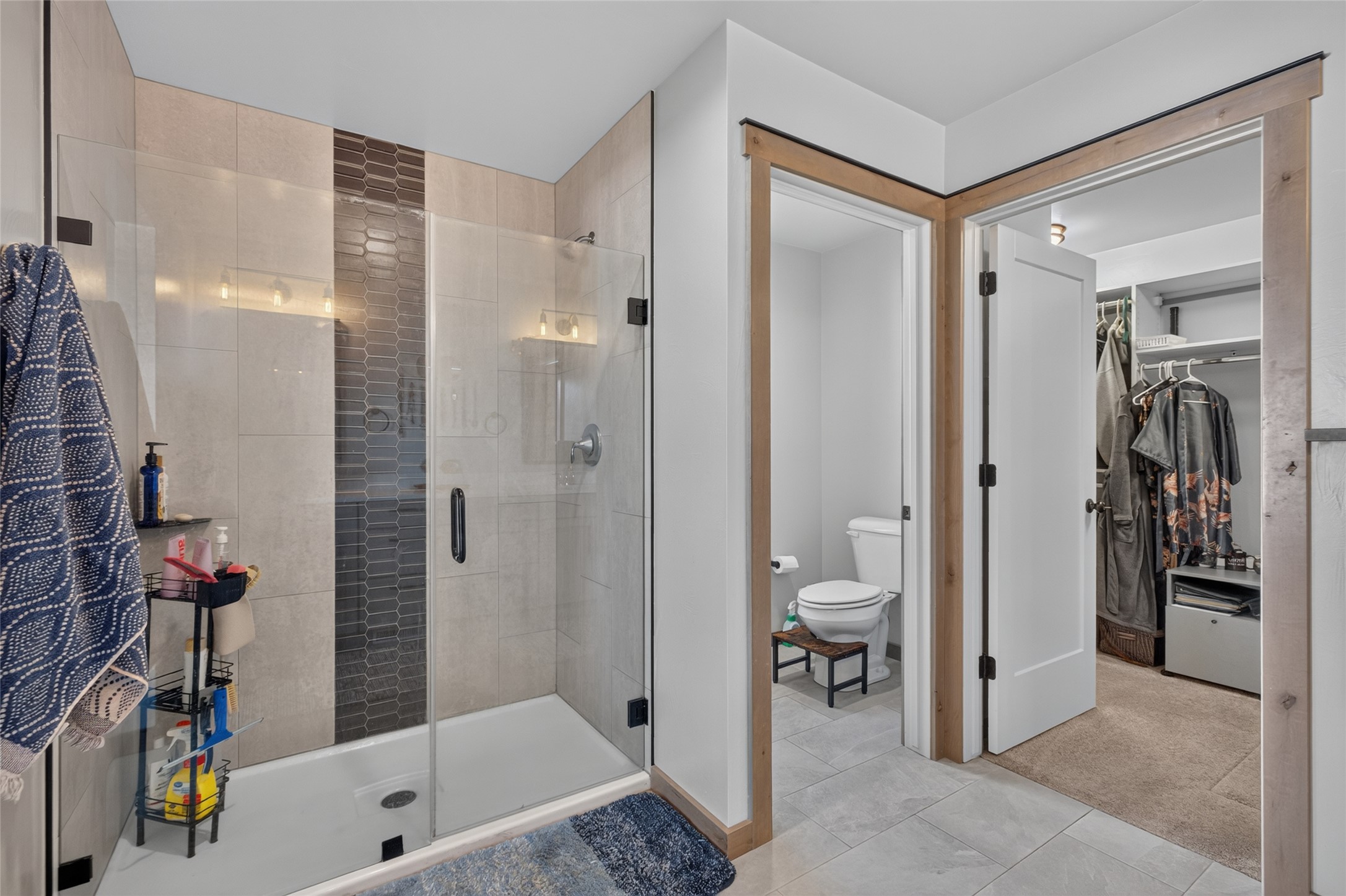 4010 Swan Road Property Photo 27