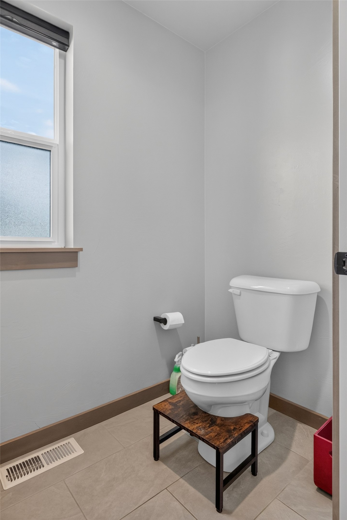 4010 Swan Road Property Photo 28