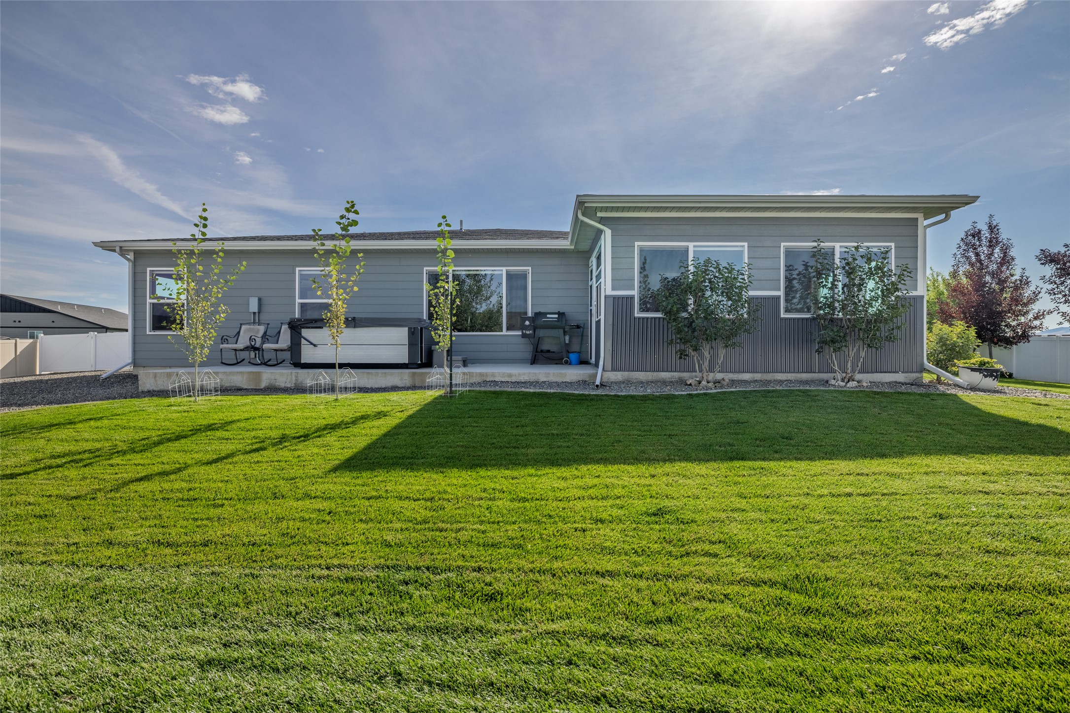 4010 Swan Road Property Photo 42