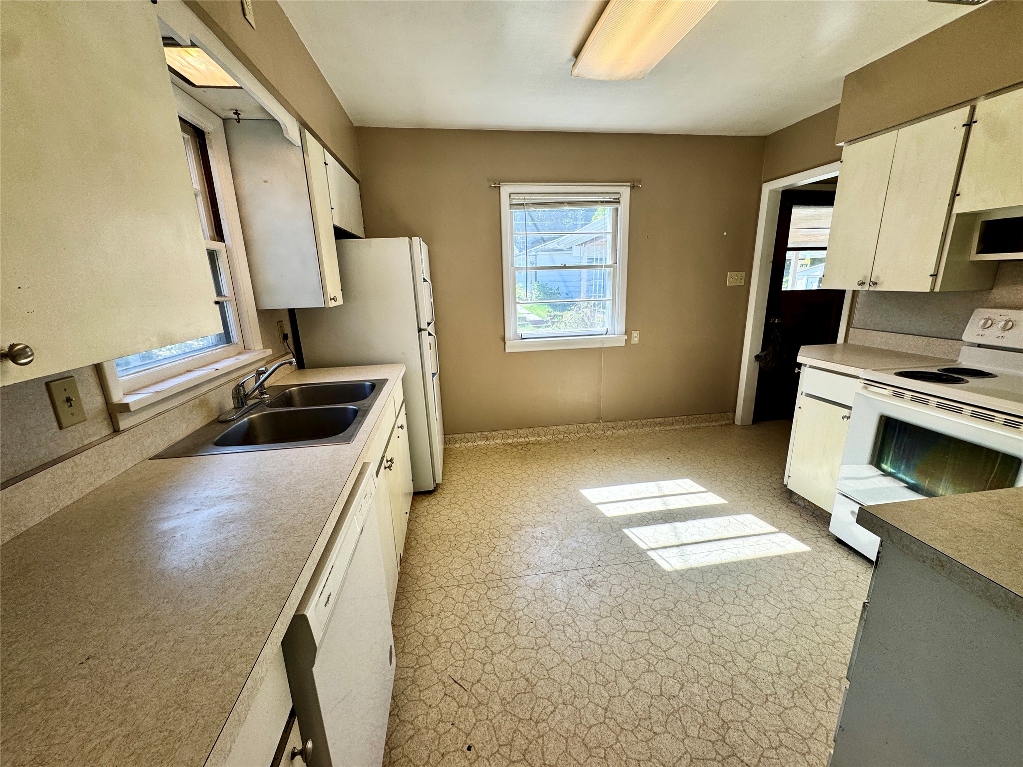 2720 5th Avenue N Property Photo 11