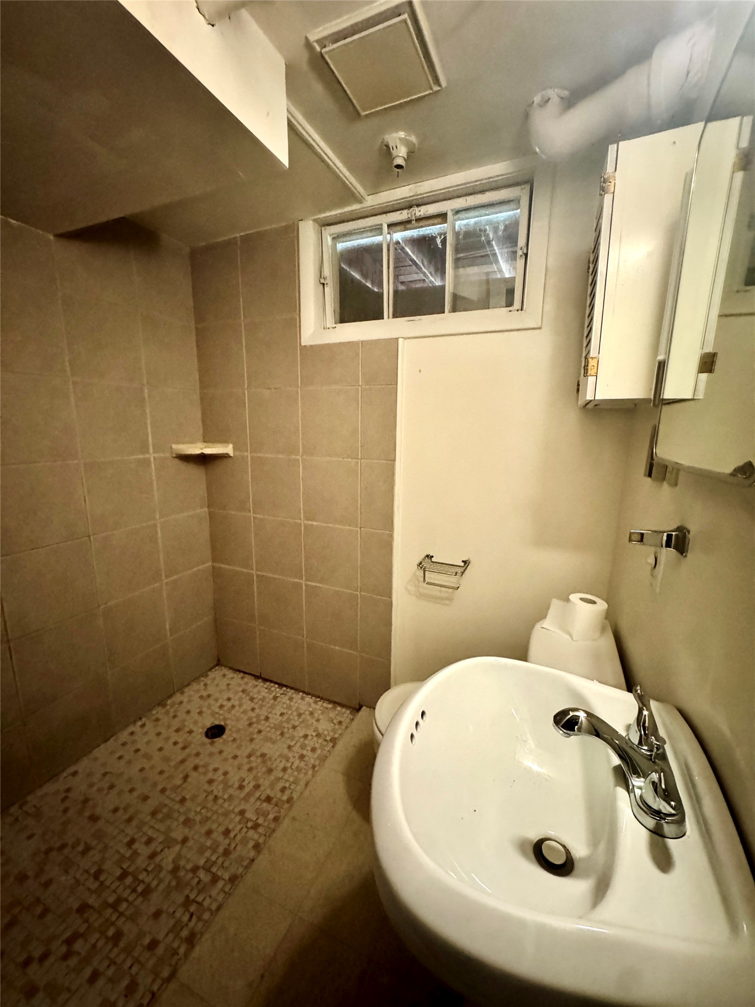 2720 5th Avenue N Property Photo 20