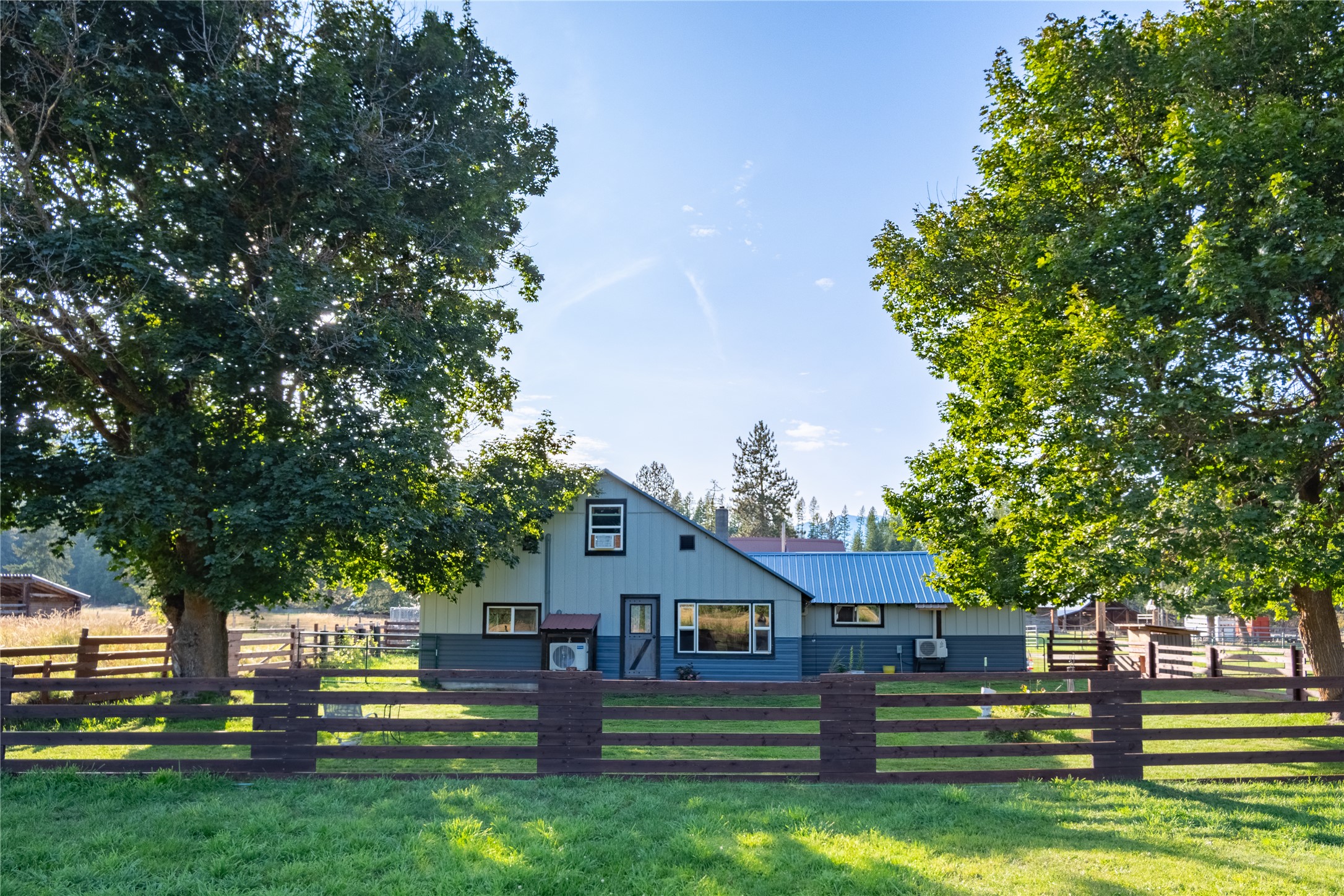 44068 Us Highway 2 Property Photo 4