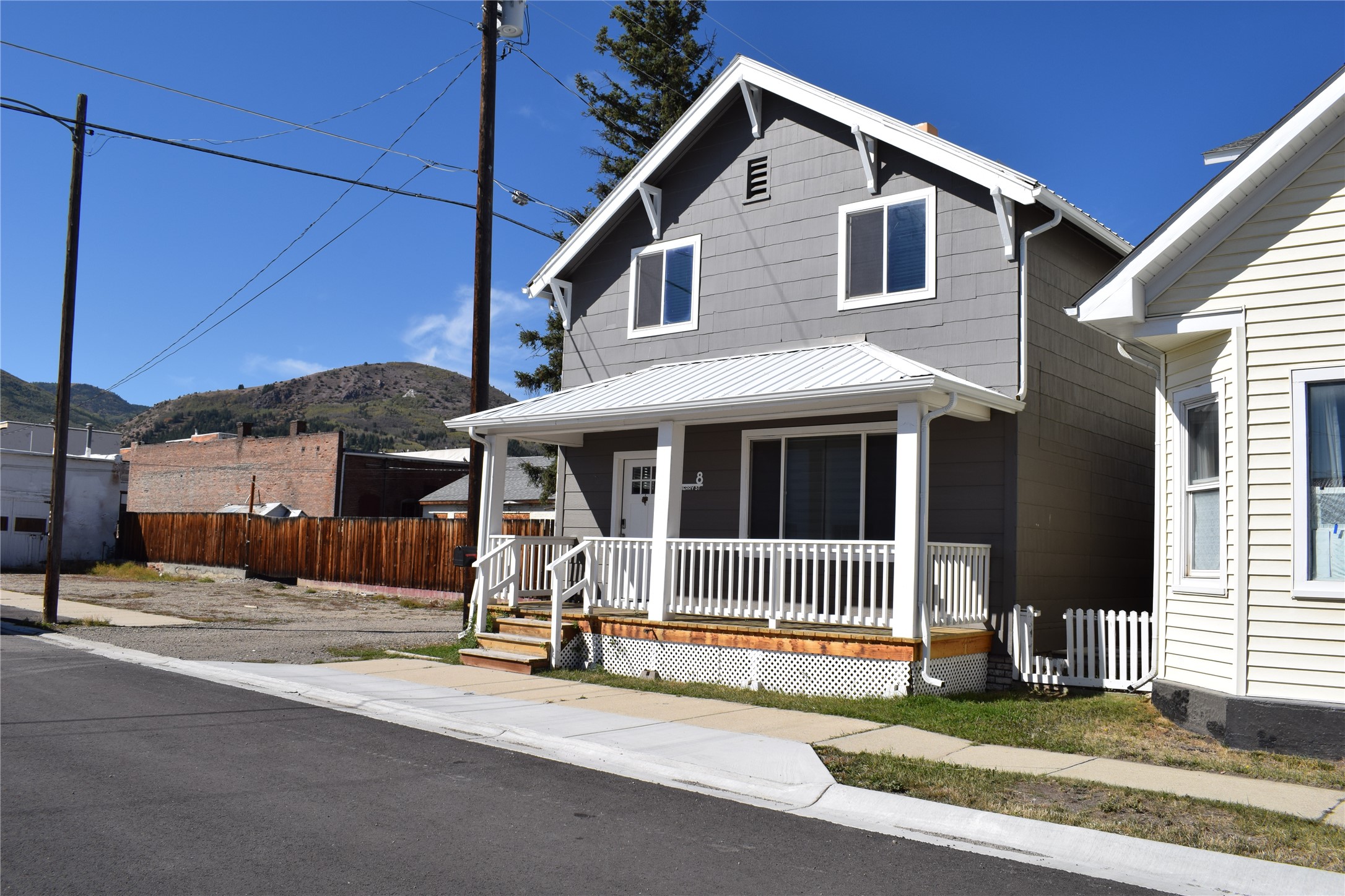 8 Cherry Street Property Photo 1
