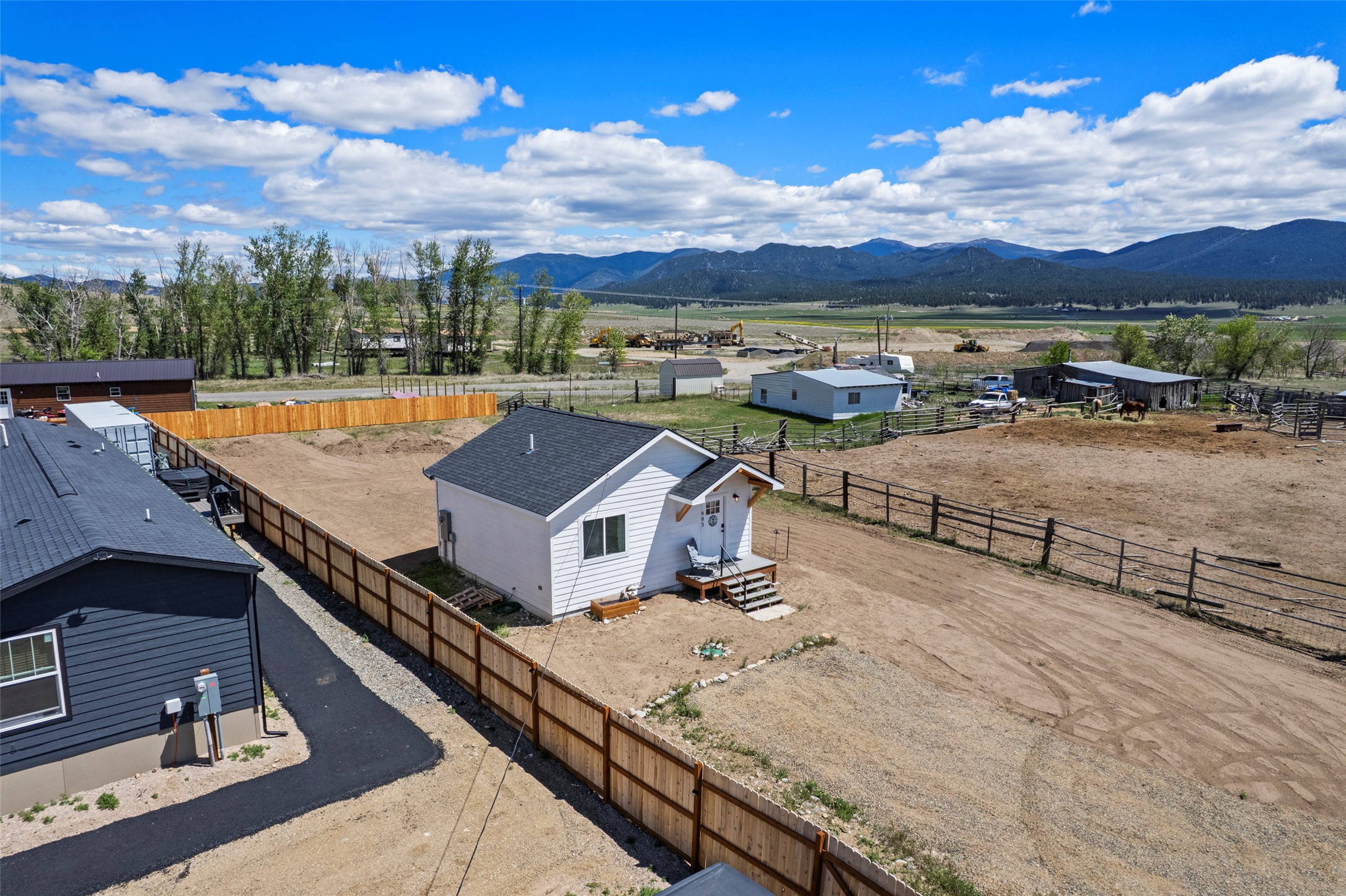 603 Aiden Way Property Photo 15