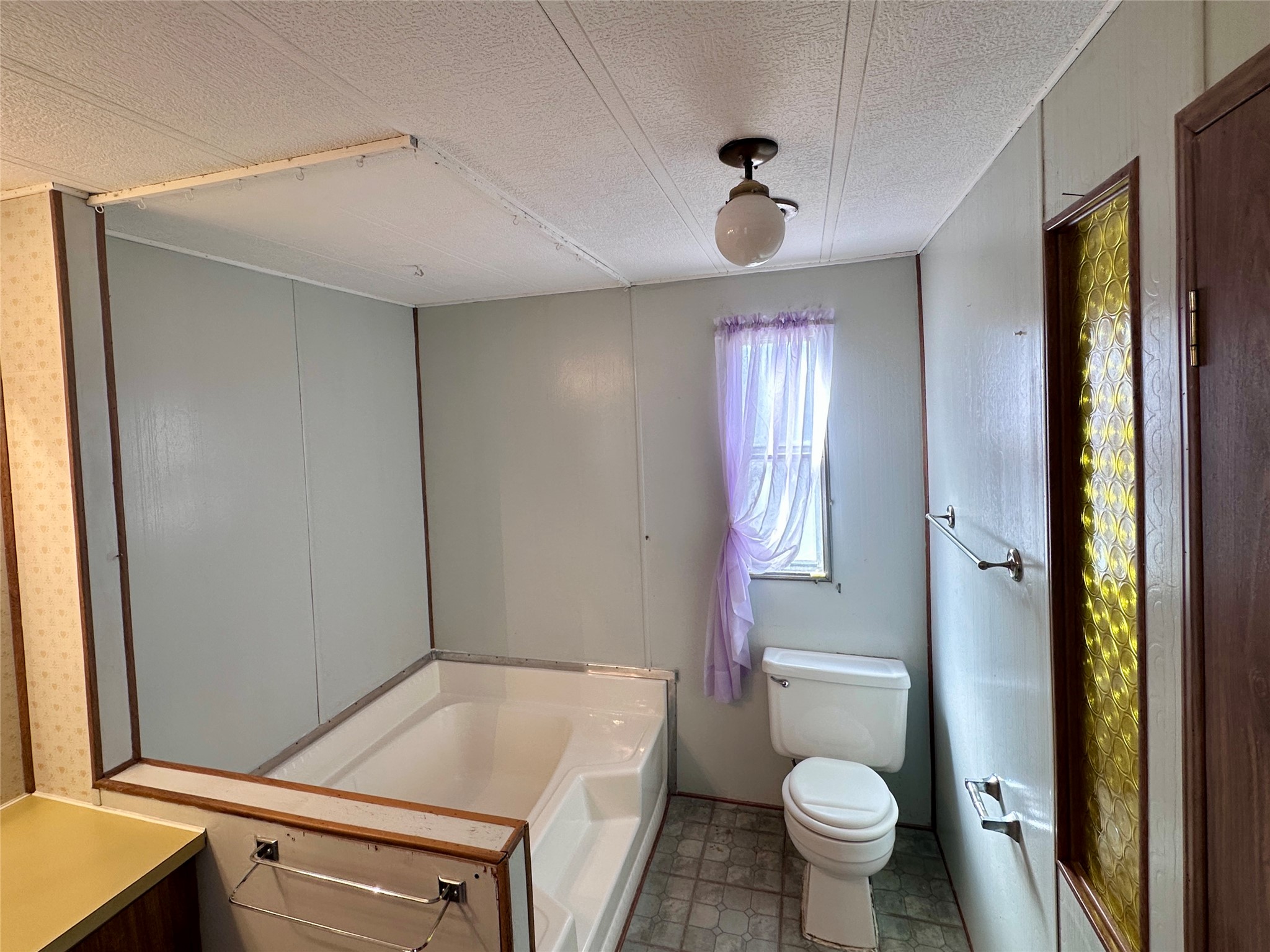529 S Caravan Street Property Photo 19